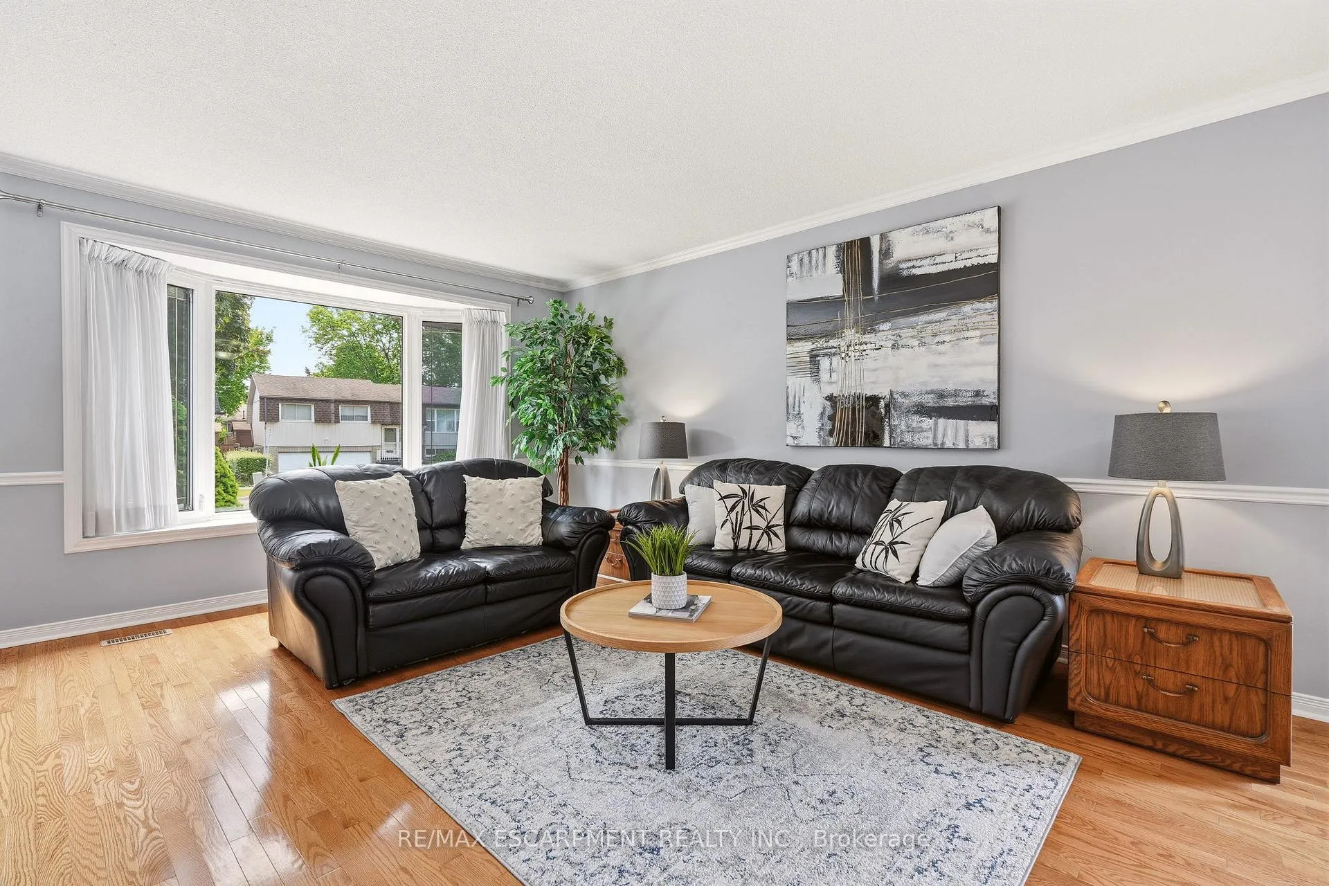Photo 8 of 4277 Longmoor Drive, Burlington, Shoreacres — HOMEH