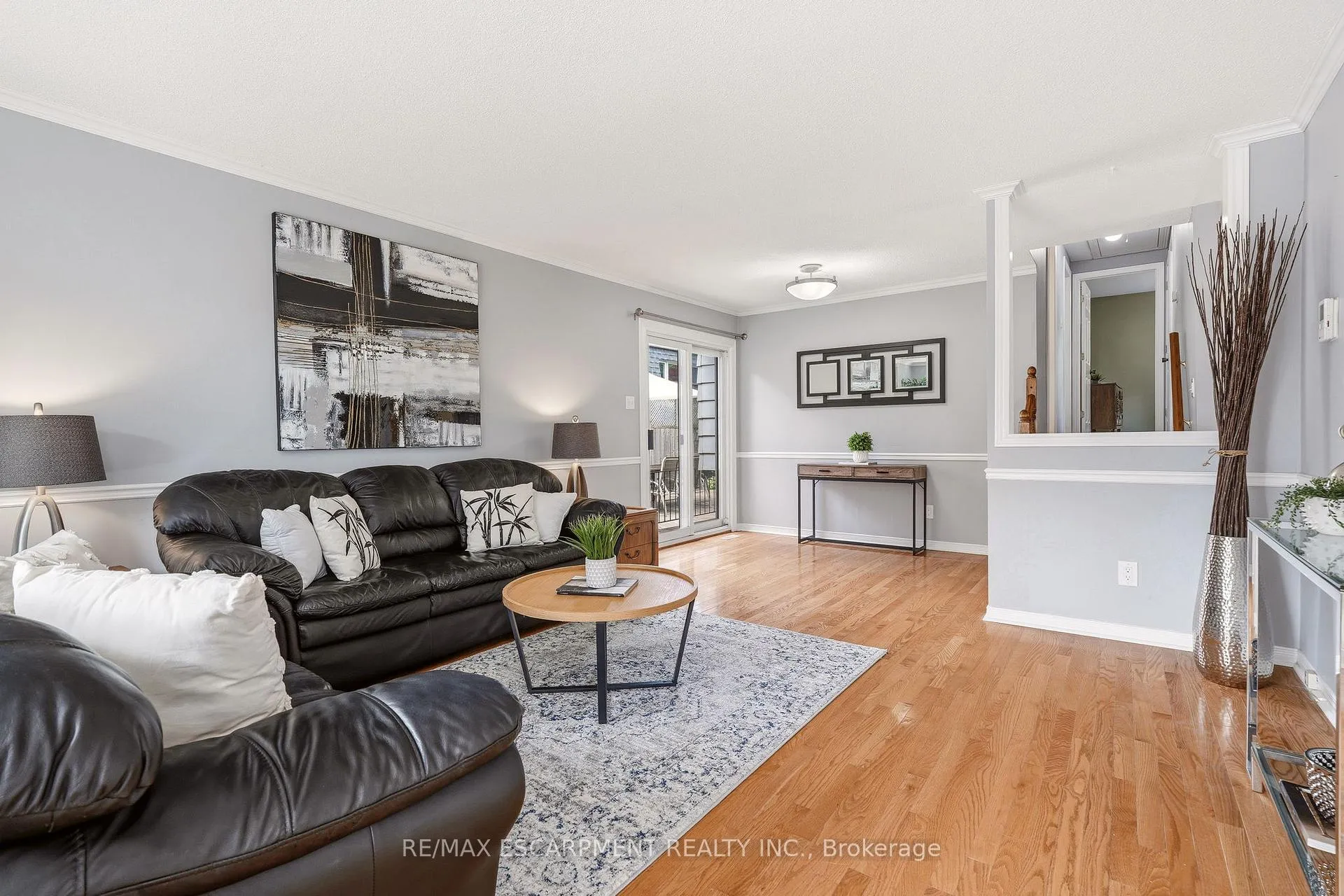 Photo 9 of 4277 Longmoor Drive, Burlington, Shoreacres — HOMEH