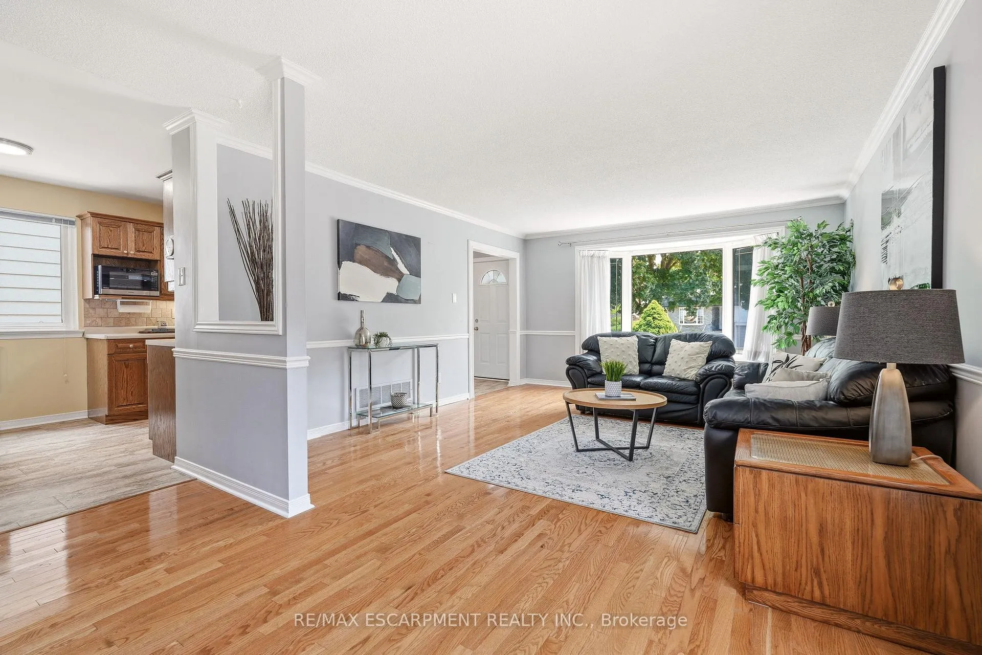 Photo 14 of 4277 Longmoor Drive, Burlington, Shoreacres — HOMEH