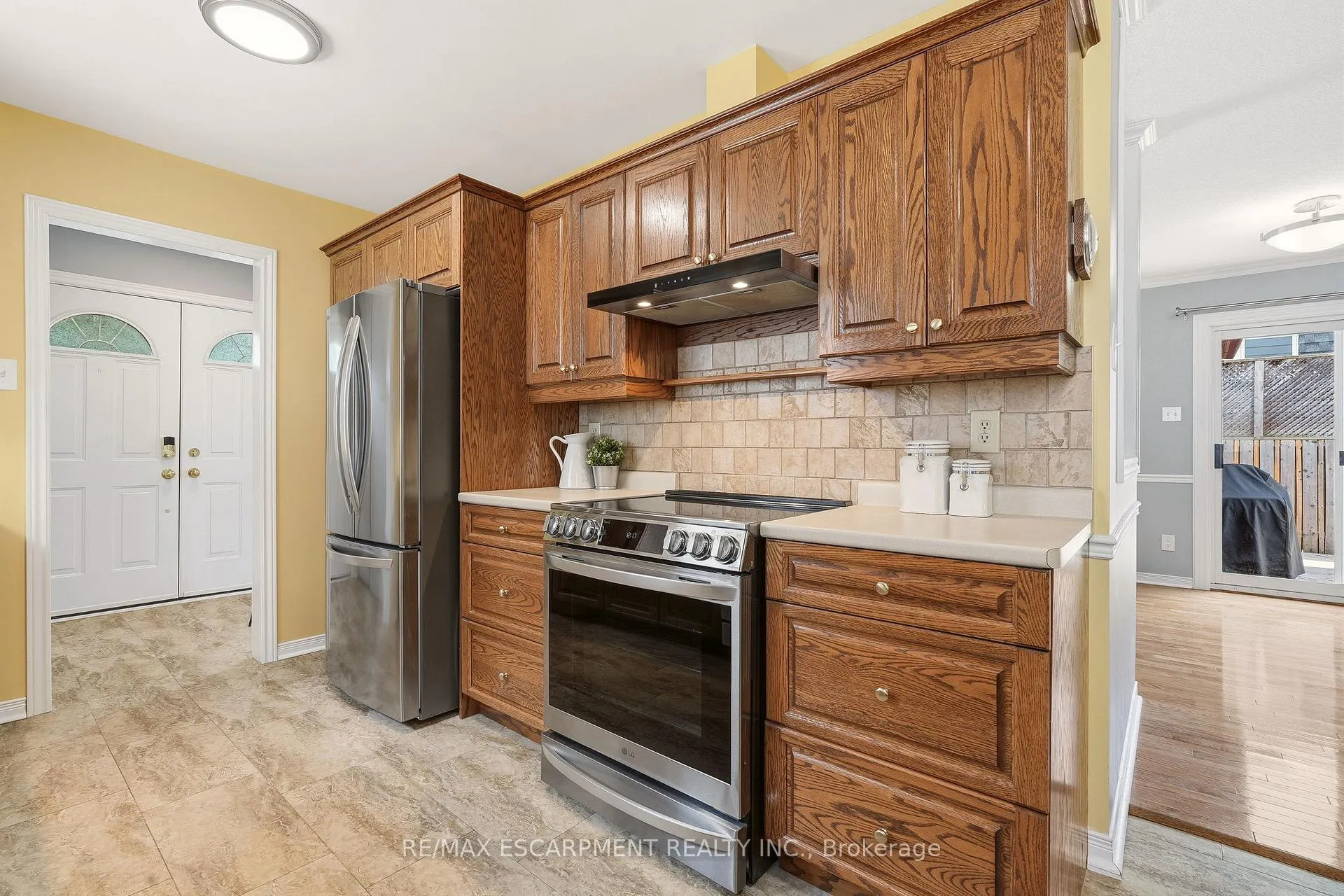 Photo 18 of 4277 Longmoor Drive, Burlington, Shoreacres — HOMEH