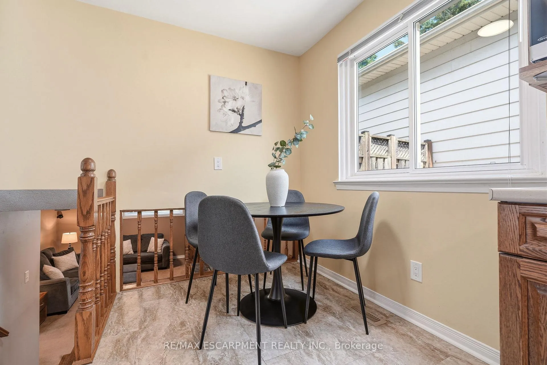 Photo 21 of 4277 Longmoor Drive, Burlington, Shoreacres — HOMEH