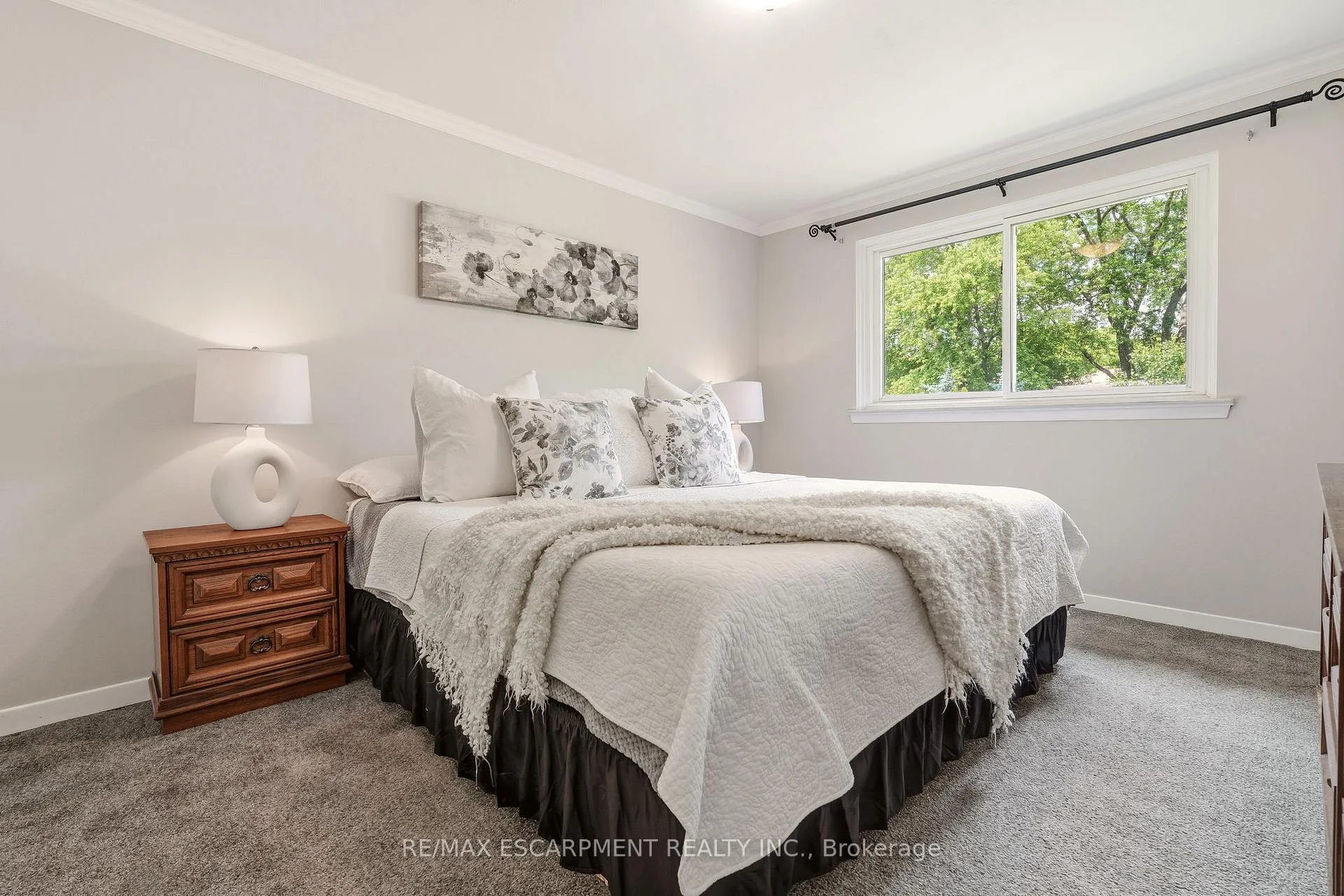 Photo 22 of 4277 Longmoor Drive, Burlington, Shoreacres — HOMEH