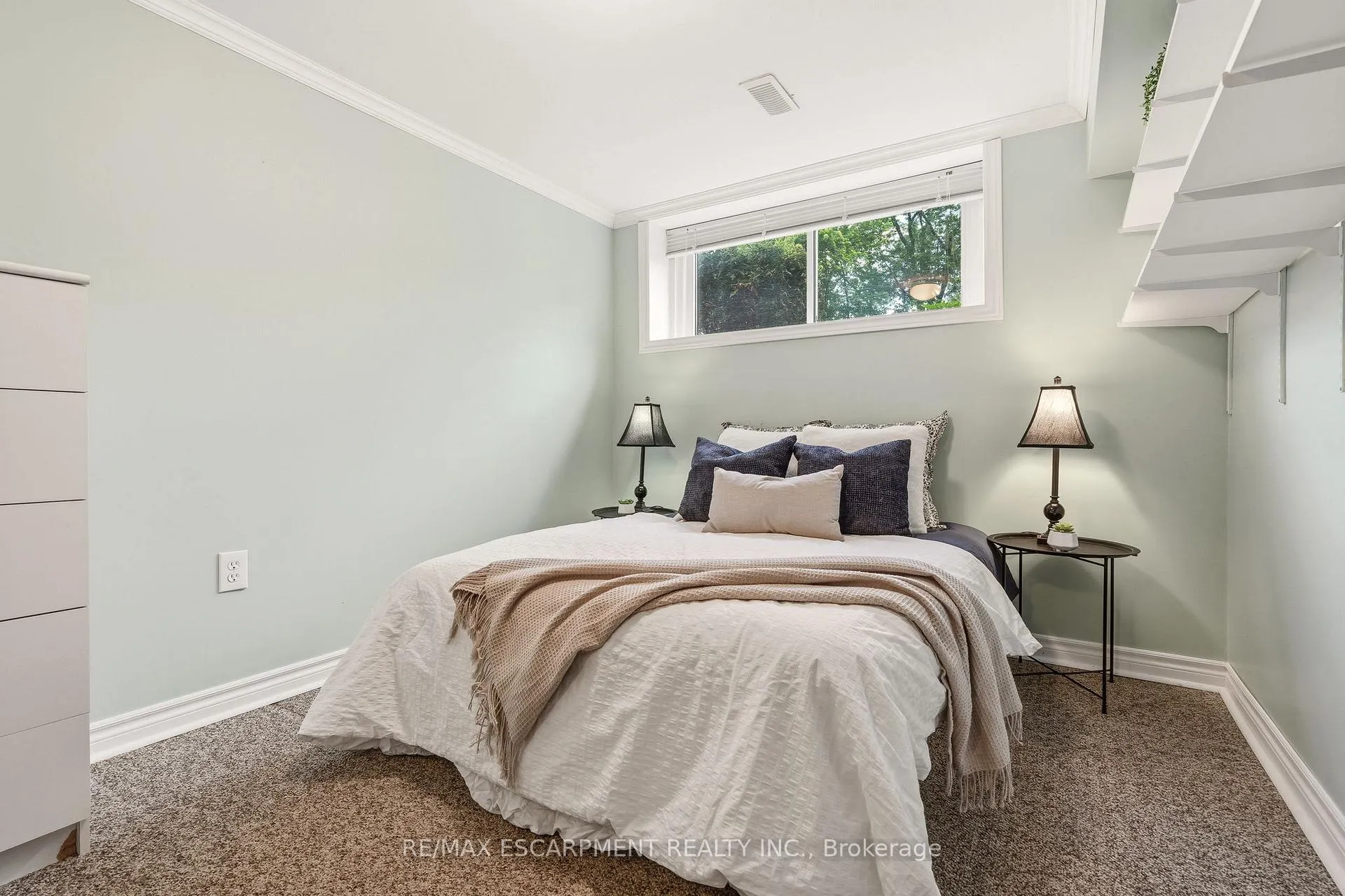 Photo 29 of 4277 Longmoor Drive, Burlington, Shoreacres — HOMEH