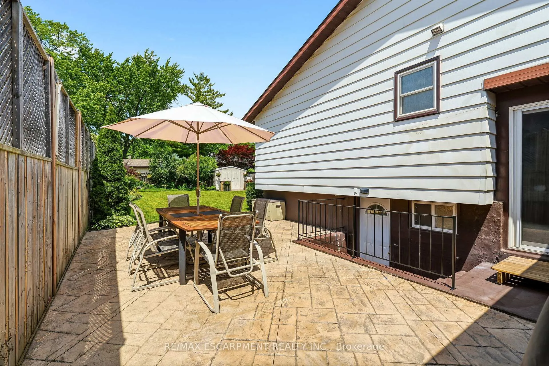 Photo 30 of 4277 Longmoor Drive, Burlington, Shoreacres — HOMEH