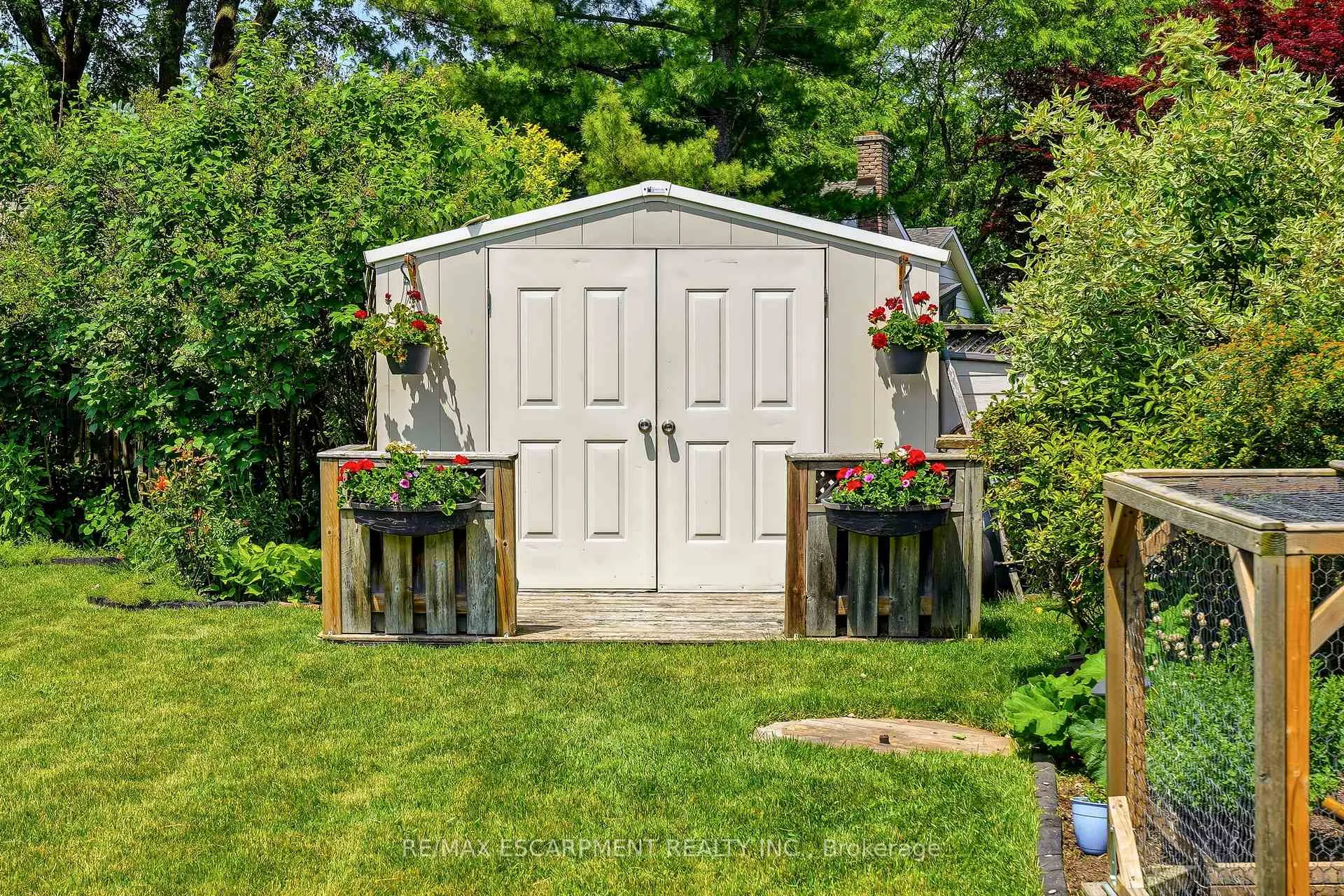 Photo 33 of 4277 Longmoor Drive, Burlington, Shoreacres — HOMEH