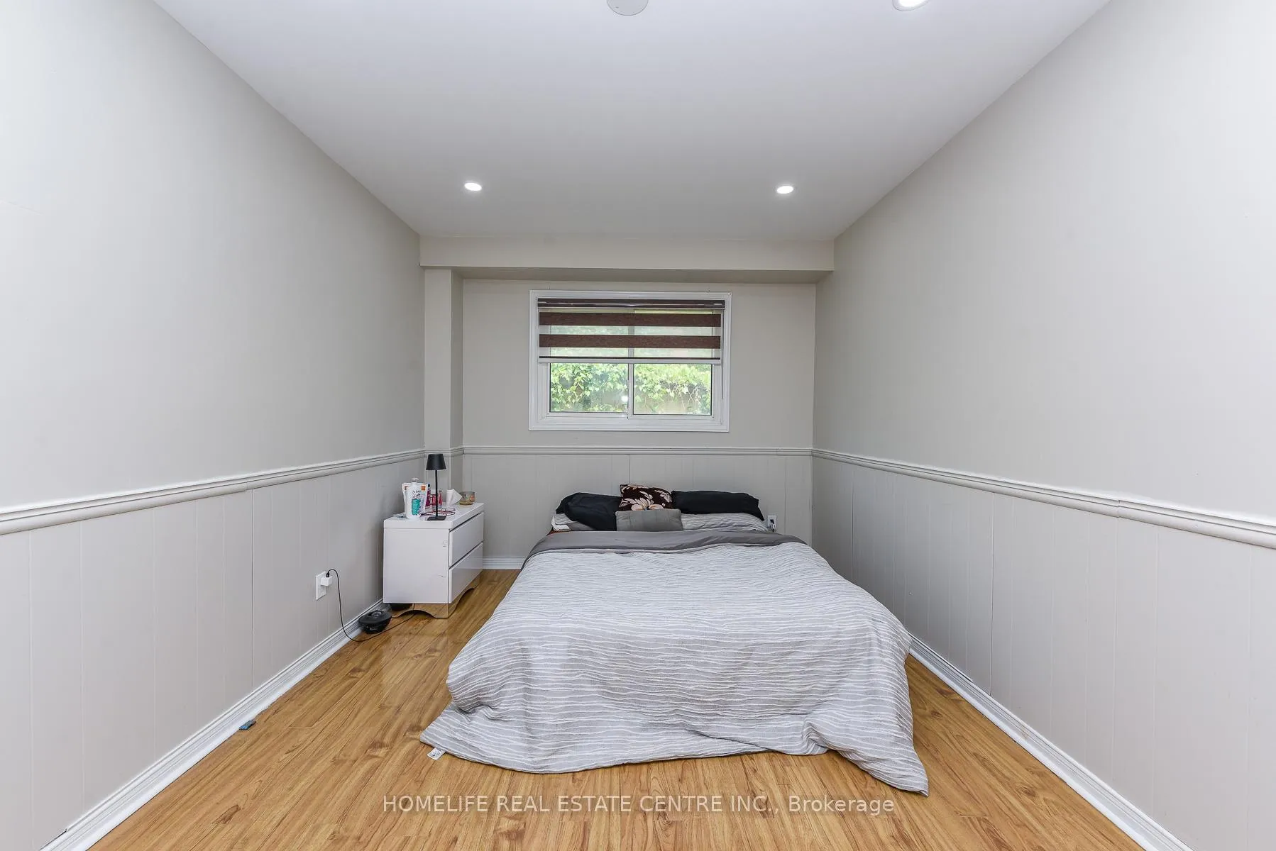 Photo 28 of 12 Courtleigh Square, Brampton, Heart Lake East — HOMEH