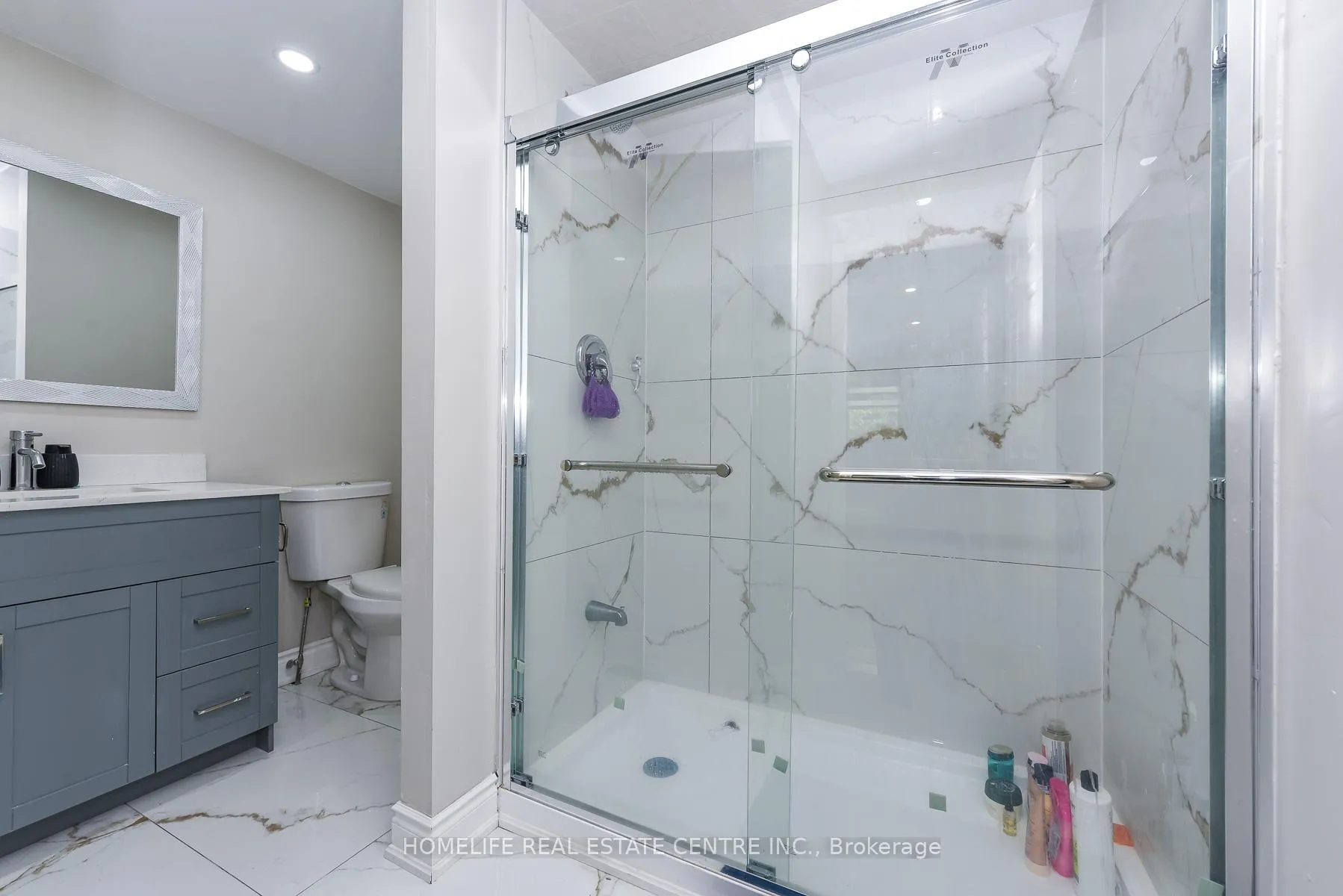 Photo 32 of 12 Courtleigh Square, Brampton, Heart Lake East — HOMEH