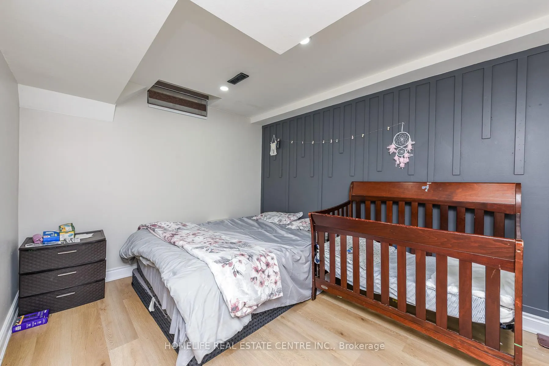 Photo 41 of 12 Courtleigh Square, Brampton, Heart Lake East — HOMEH