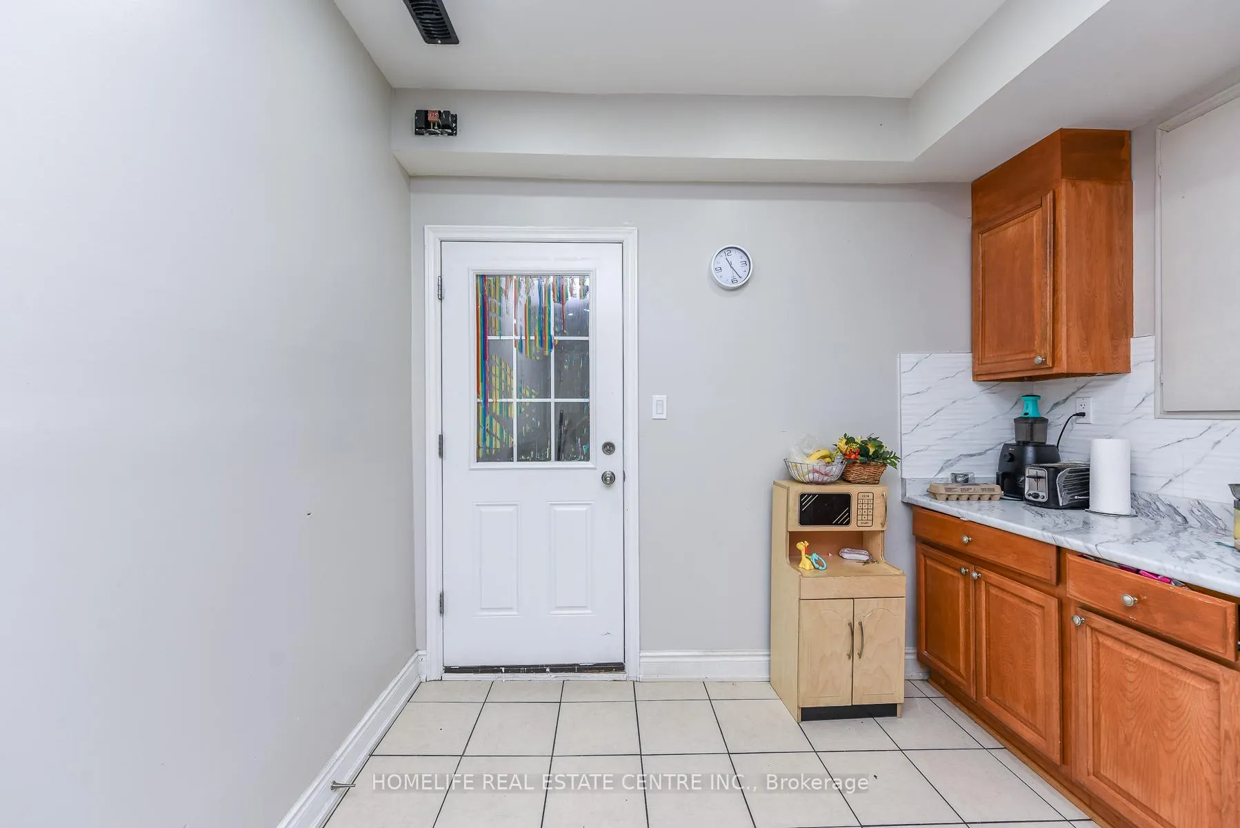 Photo 44 of 12 Courtleigh Square, Brampton, Heart Lake East — HOMEH