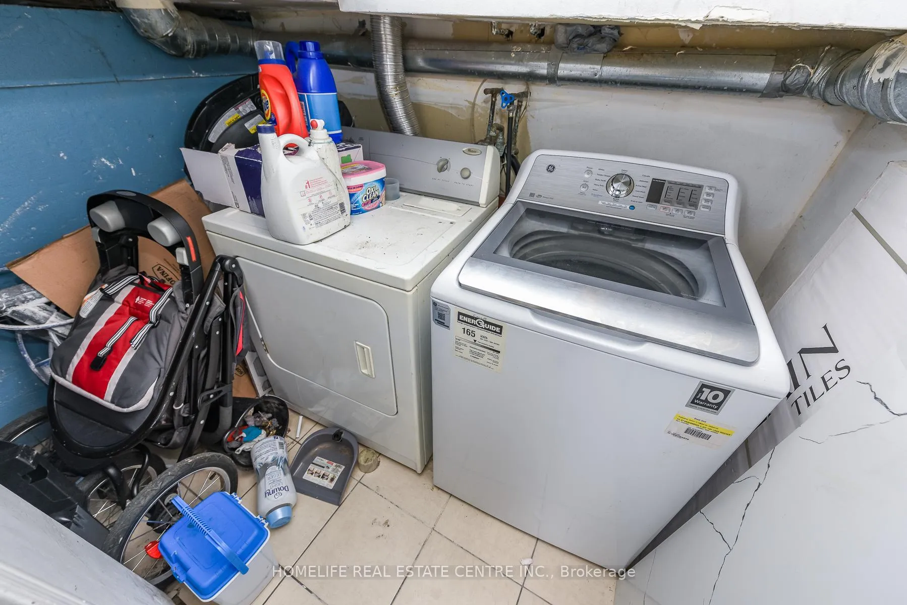 Photo 47 of 12 Courtleigh Square, Brampton, Heart Lake East — HOMEH