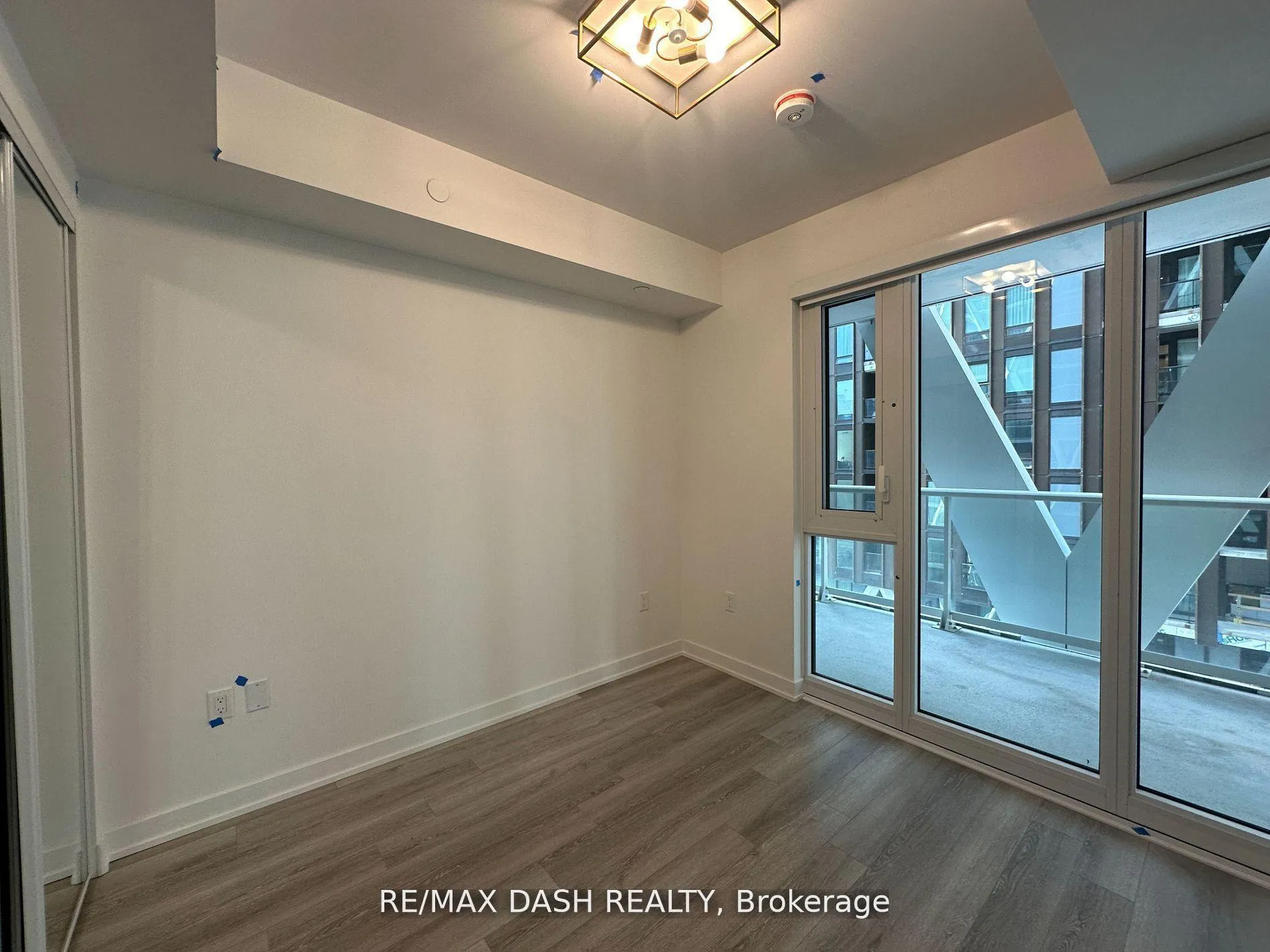 Photo 9 of Unit 1627, 230 Simcoe Street, Toronto, Kensington-Chinatown — HOMEH