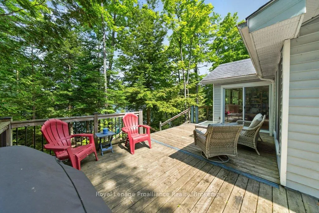 Photo 8 of 1107 Peters Lane, Frontenac, Frontenac North — HOMEH
