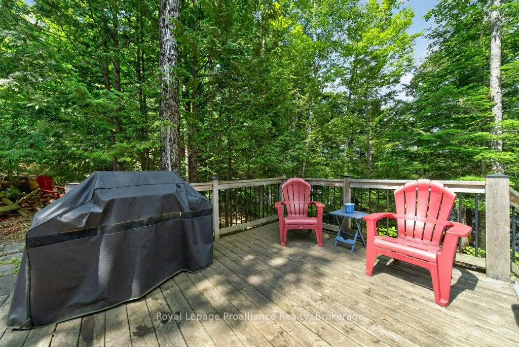 Photo 9 of 1107 Peters Lane, Frontenac, Frontenac North — HOMEH