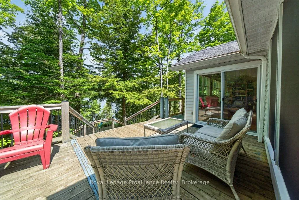 Photo 10 of 1107 Peters Lane, Frontenac, Frontenac North — HOMEH