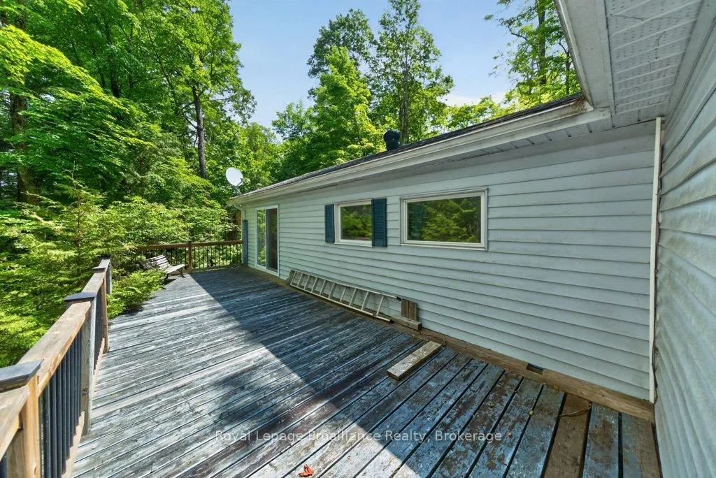 Photo 14 of 1107 Peters Lane, Frontenac, Frontenac North — HOMEH