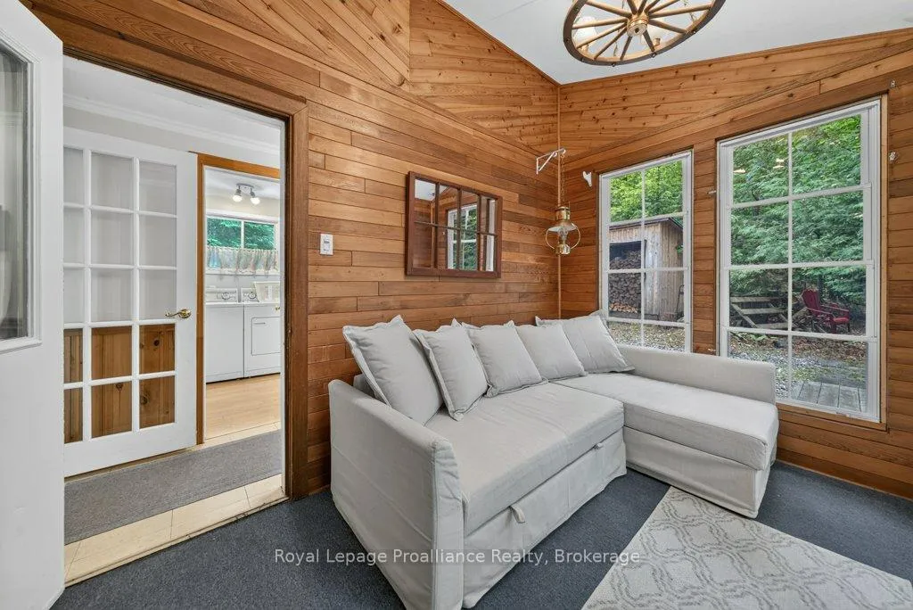 Photo 23 of 1107 Peters Lane, Frontenac, Frontenac North — HOMEH