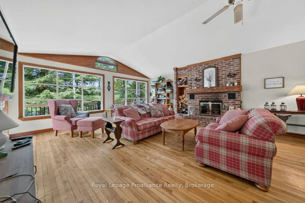 Photo 25 of 1107 Peters Lane, Frontenac, Frontenac North — HOMEH