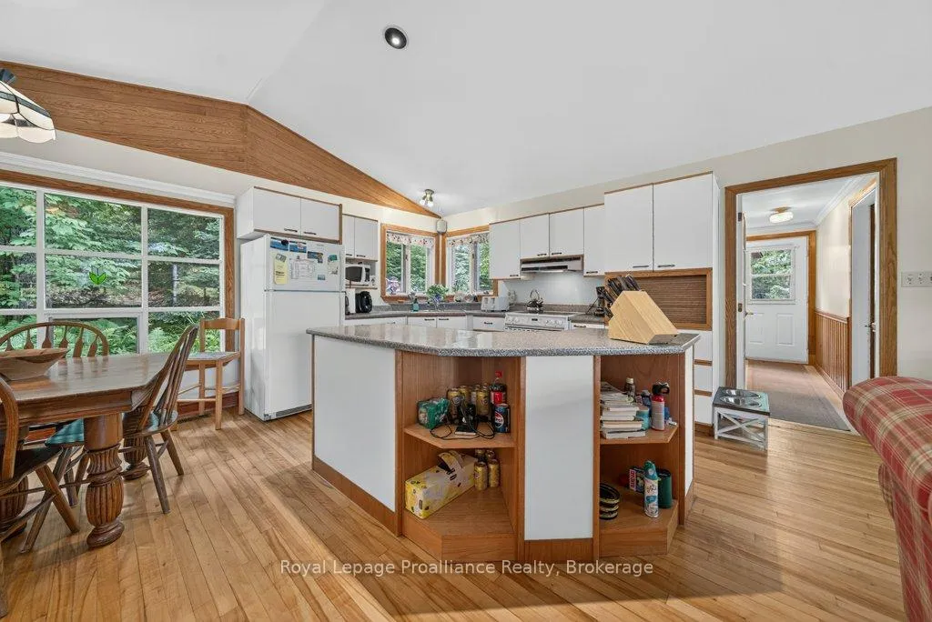 Photo 30 of 1107 Peters Lane, Frontenac, Frontenac North — HOMEH