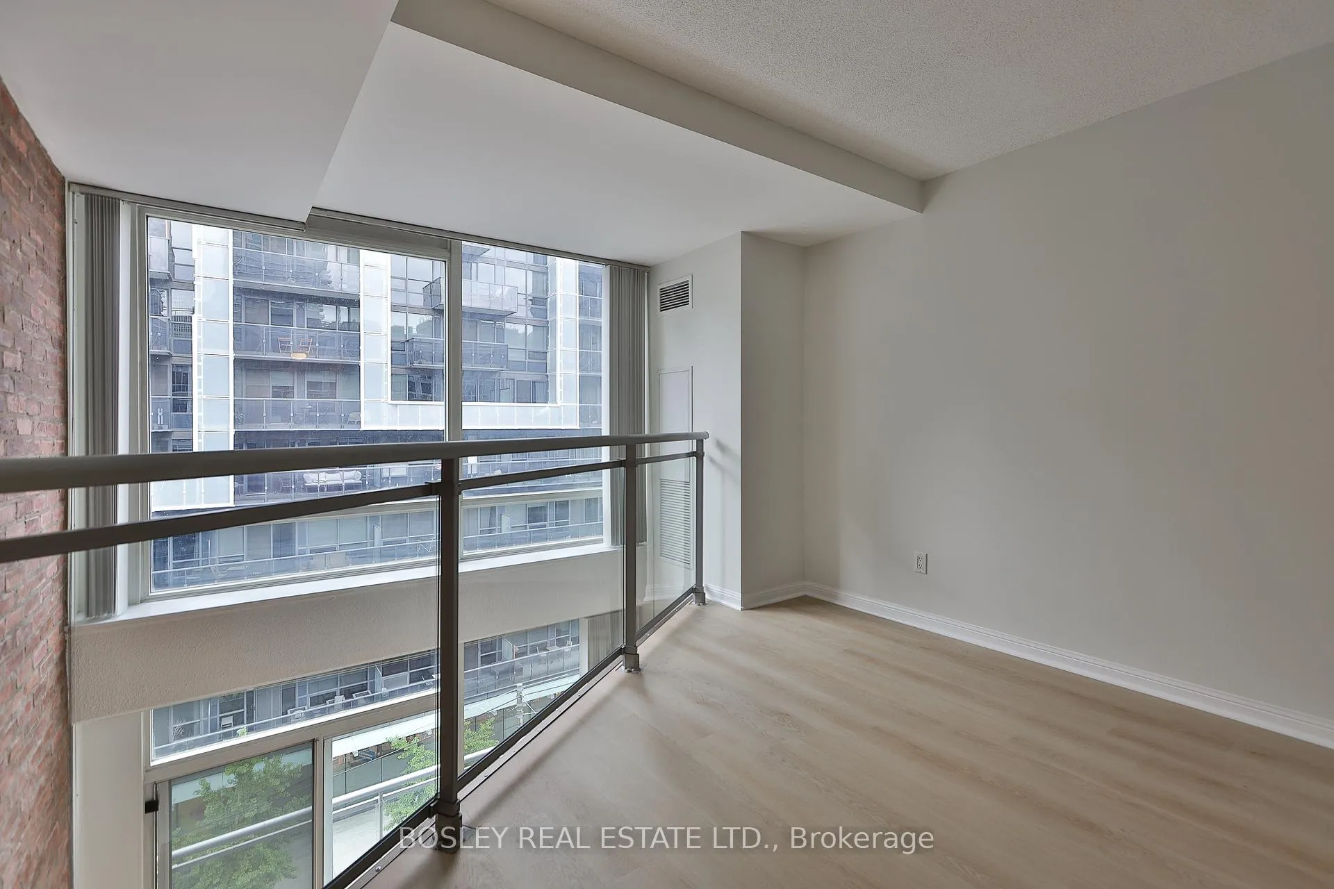 Photo 15 of Unit 625, 1029 King Street W, Toronto, Niagara — HOMEH