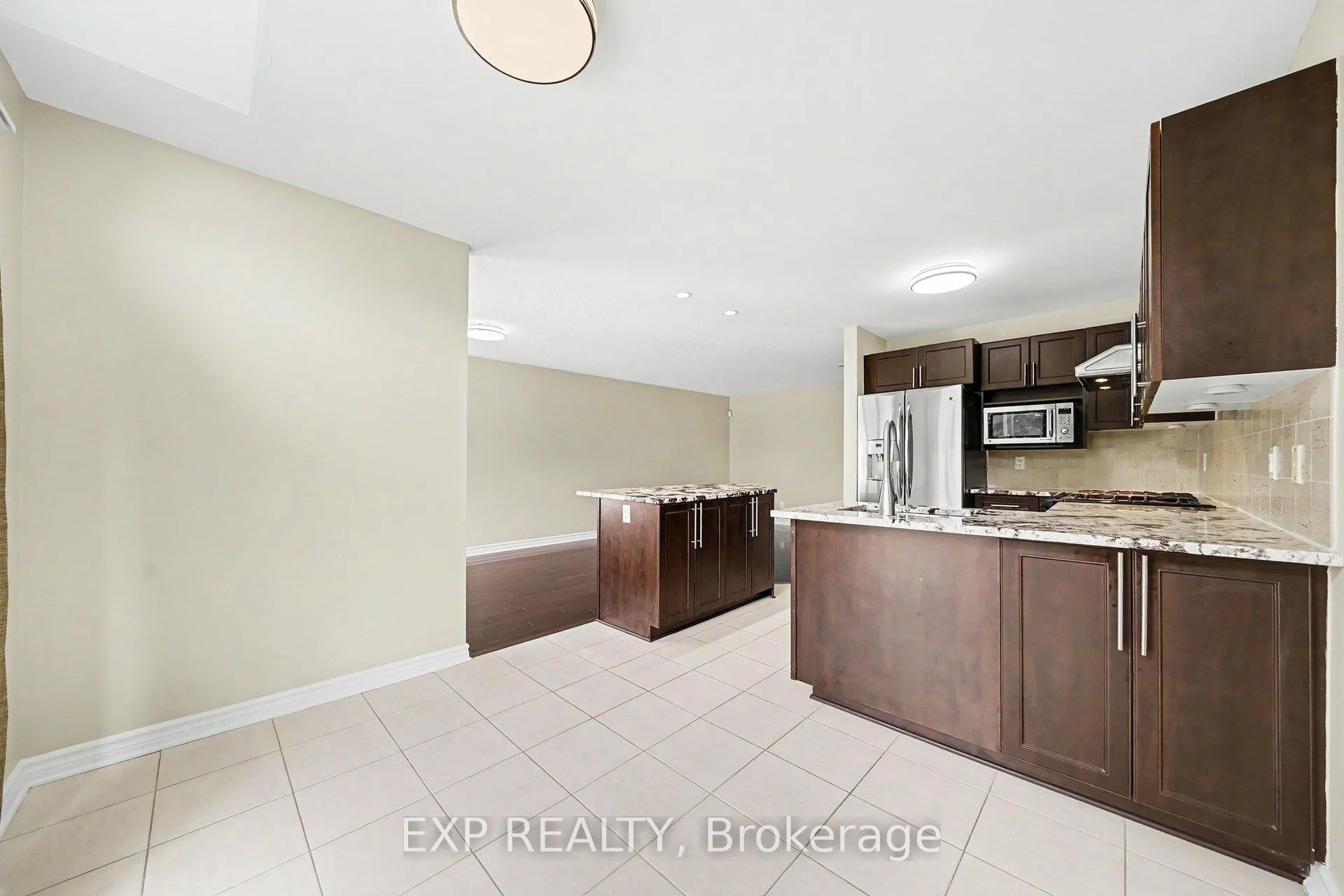 Photo 13 of 472 Temiskaming Crescent, Ottawa, Barrhaven - Strandherd — HOMEH