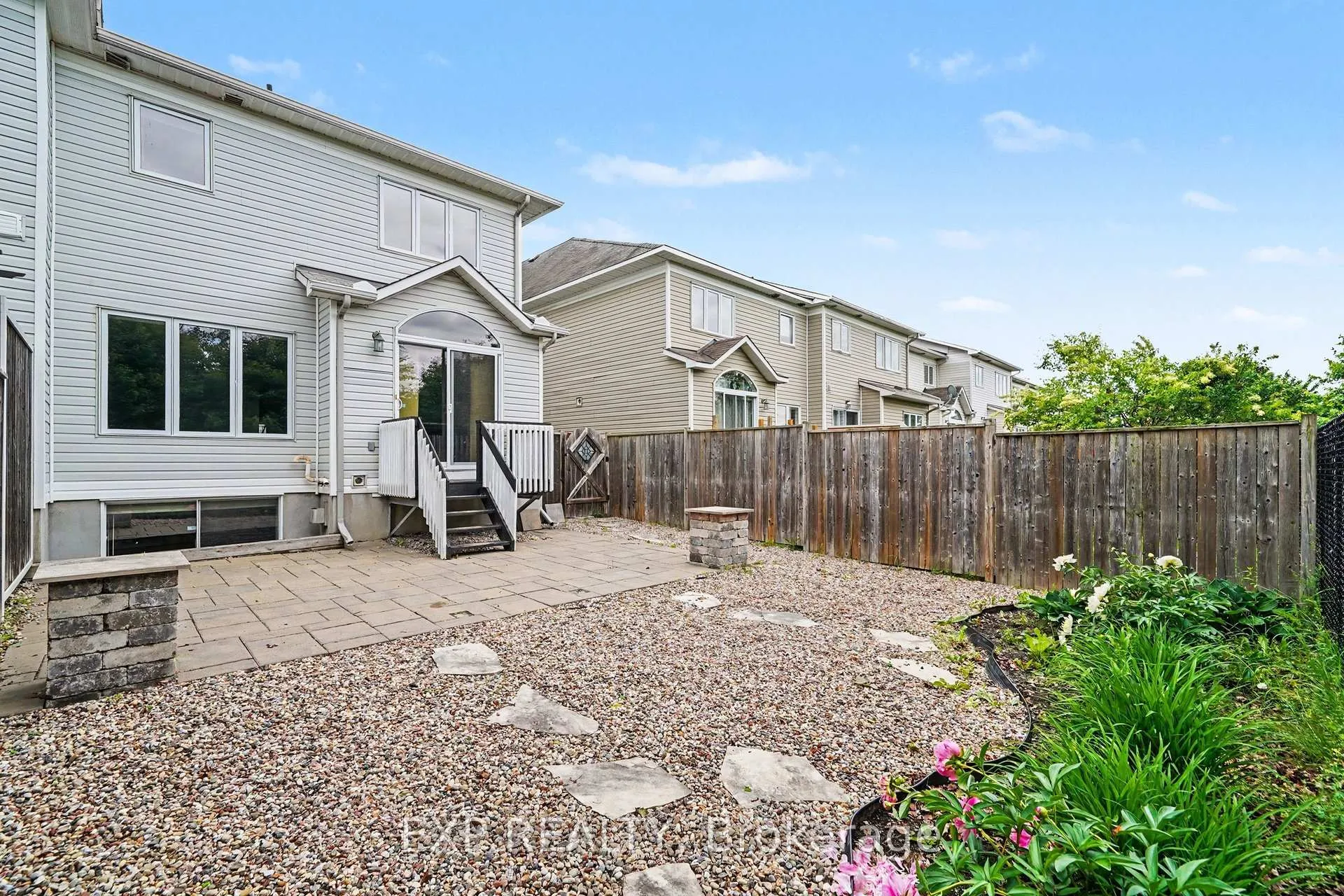 Photo 26 of 472 Temiskaming Crescent, Ottawa, Barrhaven - Strandherd — HOMEH