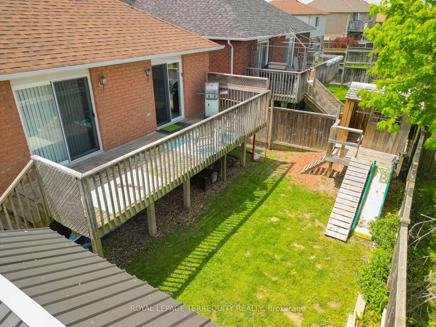 Photo 34 of 14 Hewitt Place, Barrie, Georgian Drive — HOMEH