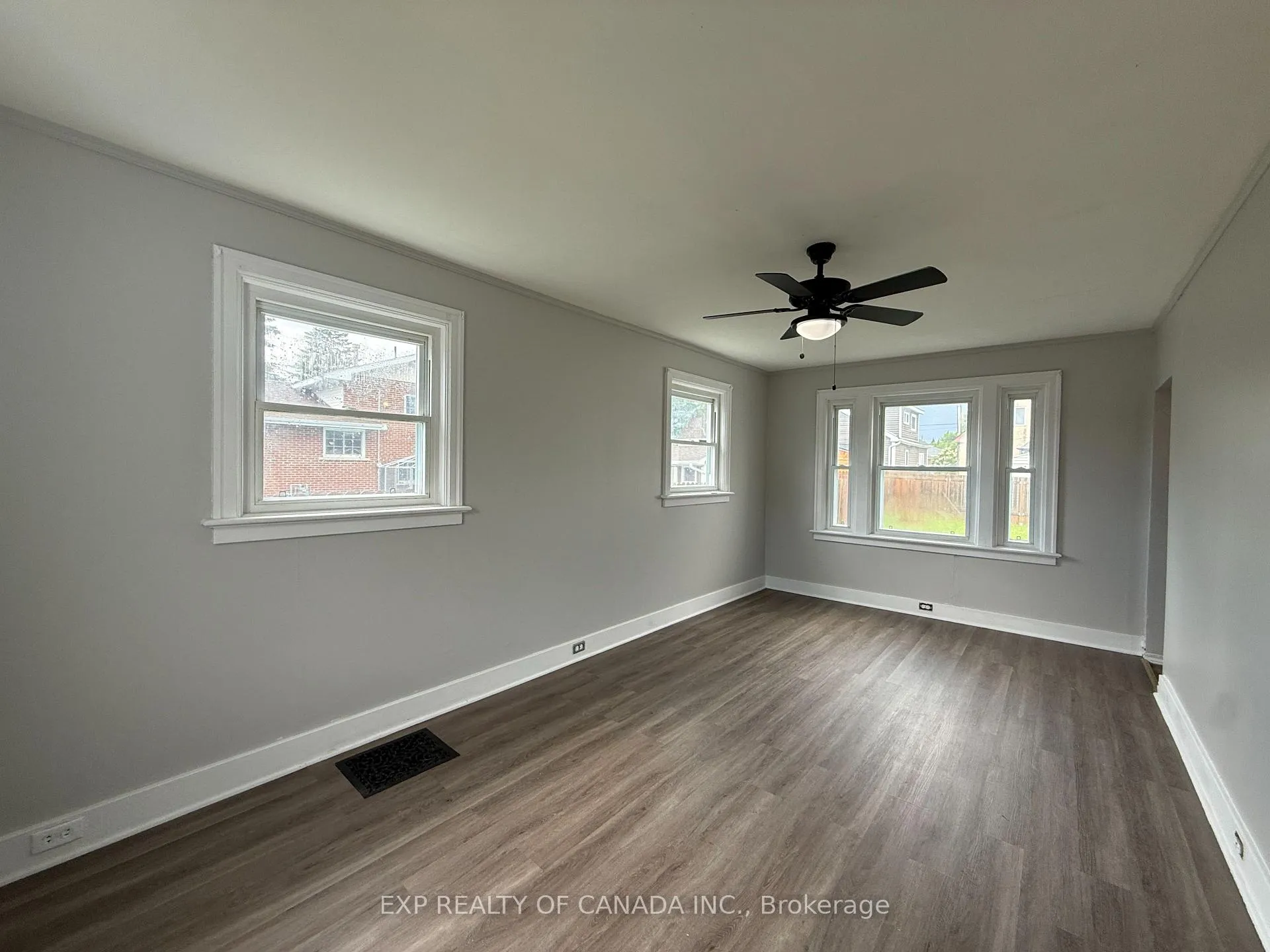 Photo 4 of 50 Cecil Avenue, Timmins, SP - Main Area — HOMEH