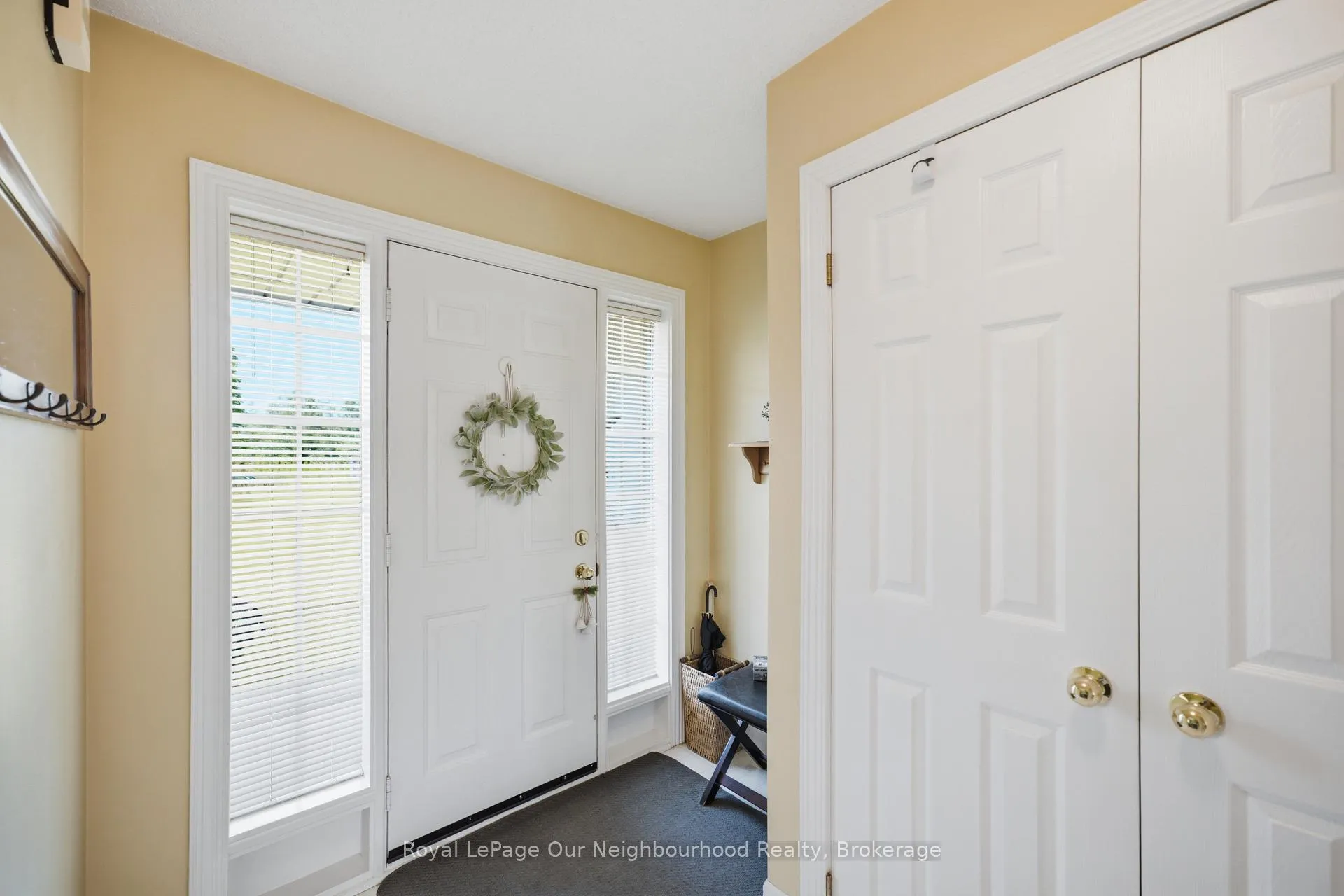 Photo 5 of 3839 Larose Crescent, Port Hope, Garden Hill — HOMEH