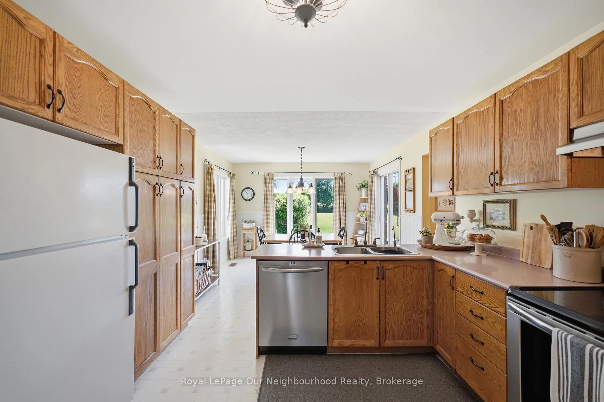 Photo 7 of 3839 Larose Crescent, Port Hope, Garden Hill — HOMEH