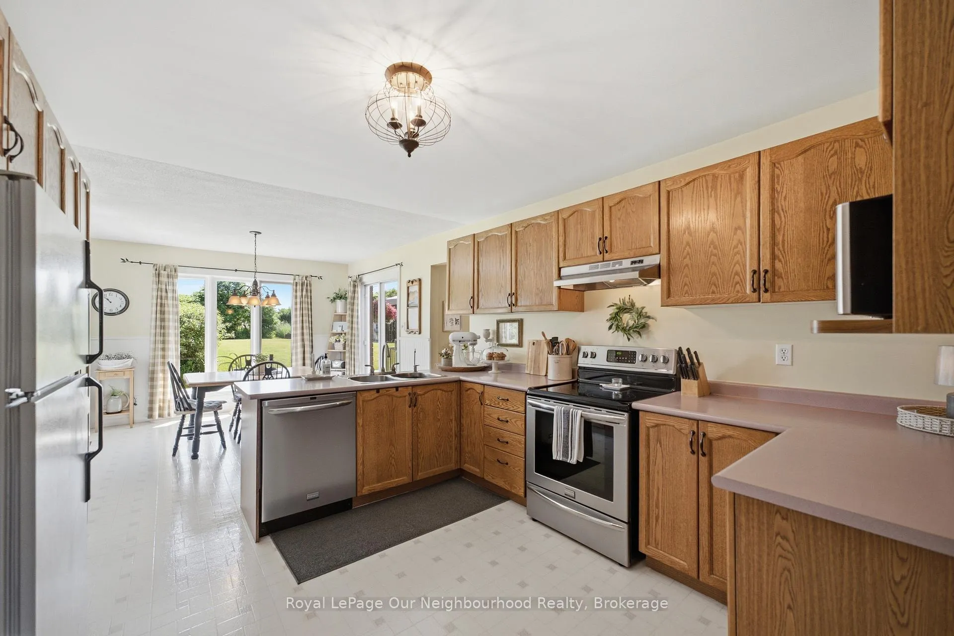 Photo 9 of 3839 Larose Crescent, Port Hope, Garden Hill — HOMEH