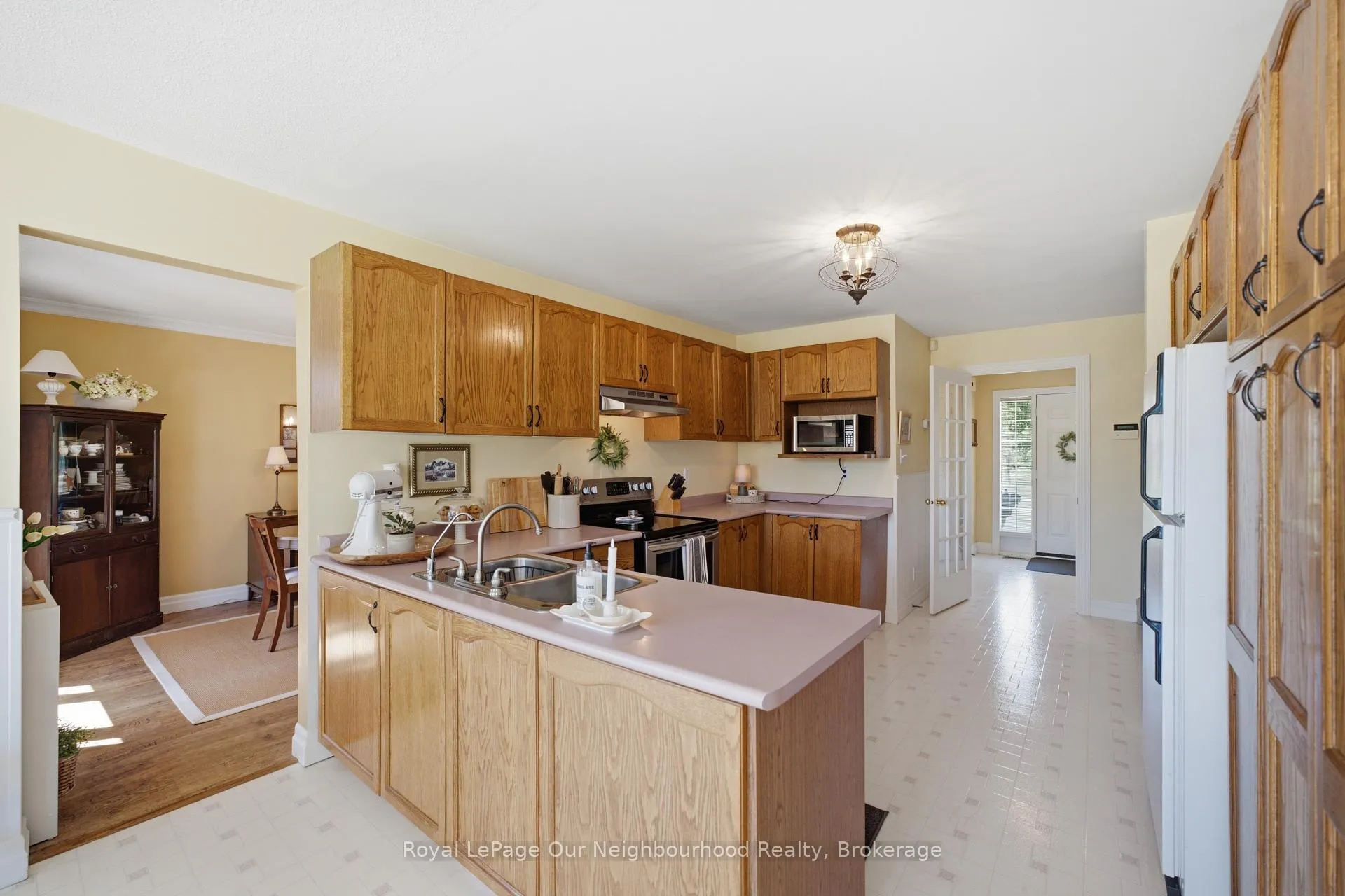 Photo 11 of 3839 Larose Crescent, Port Hope, Garden Hill — HOMEH