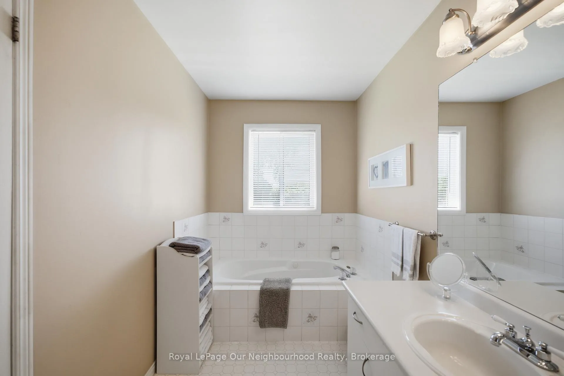 Photo 29 of 3839 Larose Crescent, Port Hope, Garden Hill — HOMEH