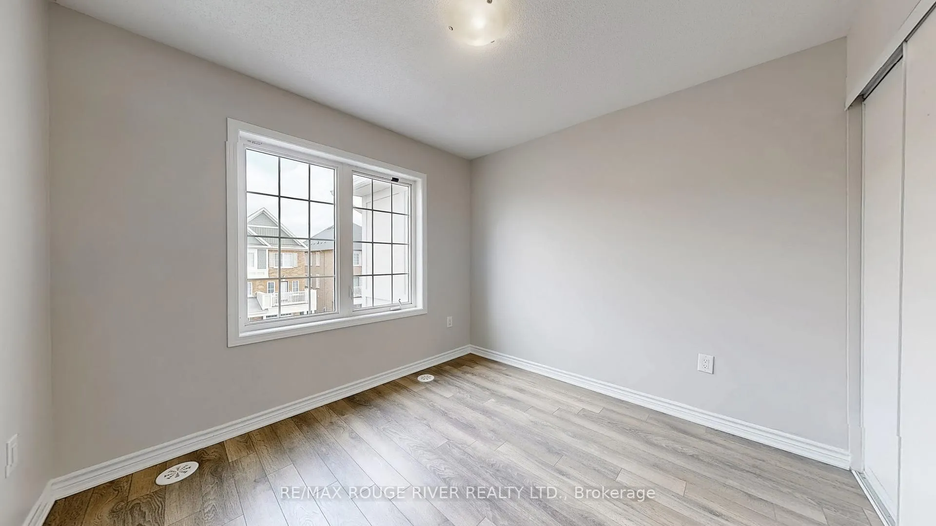 Photo 25 of 1061 Clipper Lane, Pickering, Rural Pickering — HOMEH