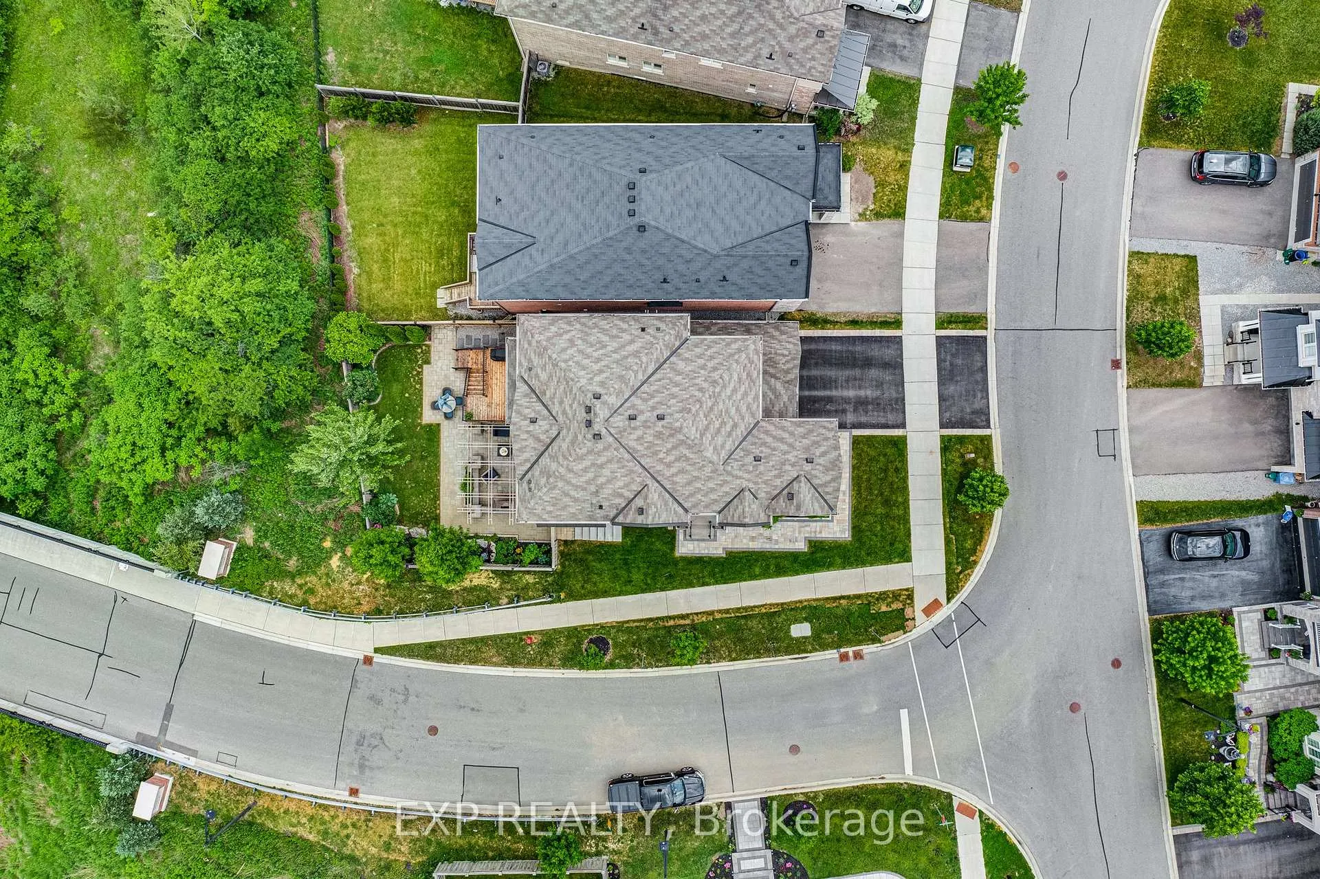 Photo 42 of 166 Baber Crescent, Aurora, Rural Aurora — HOMEH