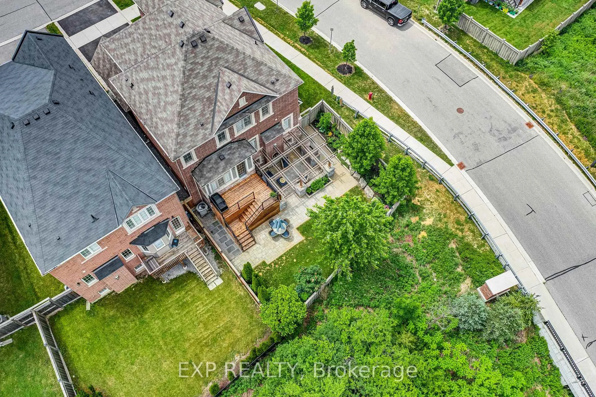 Photo 49 of 166 Baber Crescent, Aurora, Rural Aurora — HOMEH