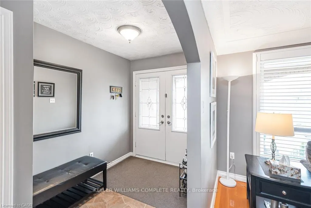 Photo 5 of 366 Berkindale Drive, Hamilton, Riverdale — HOMEH