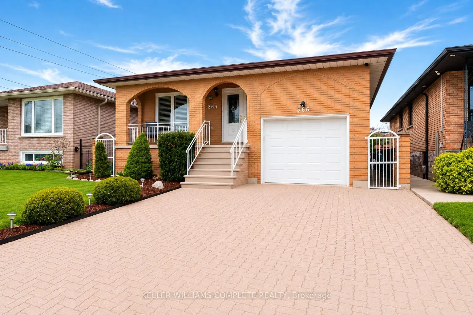 Photo 2 of 366 Berkindale Drive, Hamilton, Riverdale — HOMEH