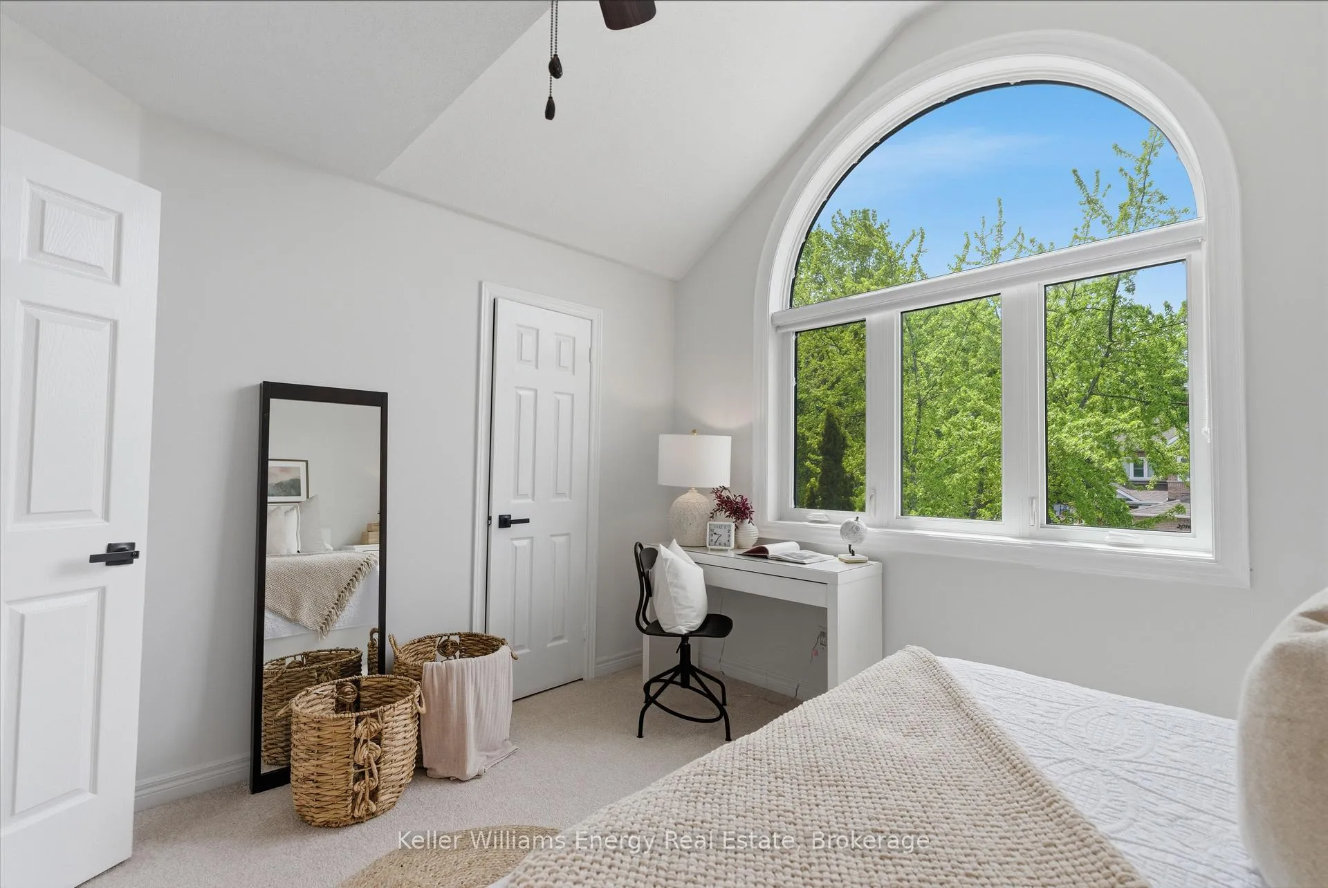 Photo 20 of 2019 Erin Gate Boulevard, Pickering, Dunbarton — HOMEH