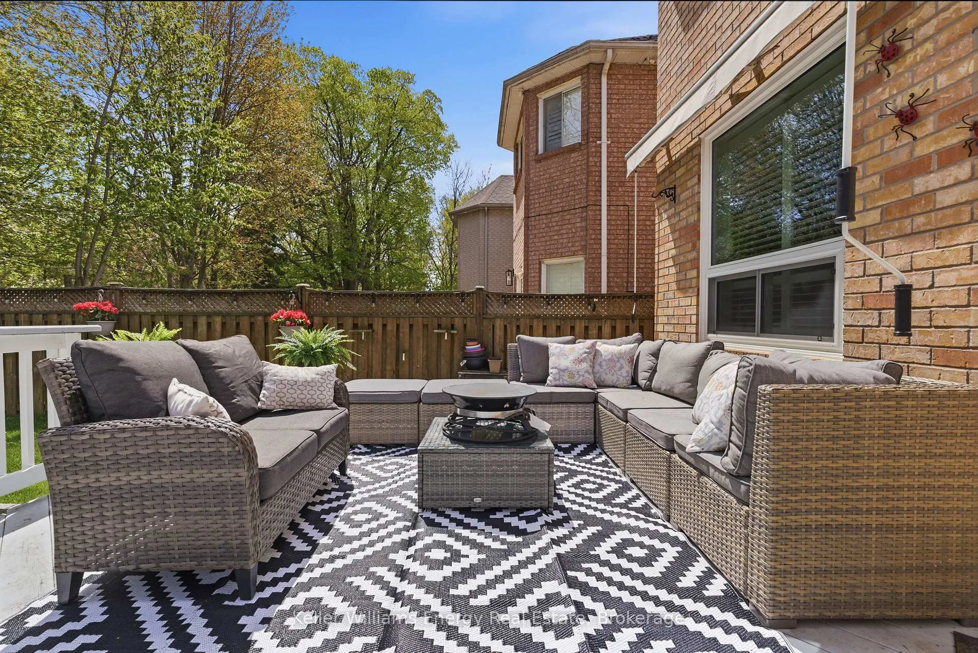 Photo 40 of 2019 Erin Gate Boulevard, Pickering, Dunbarton — HOMEH