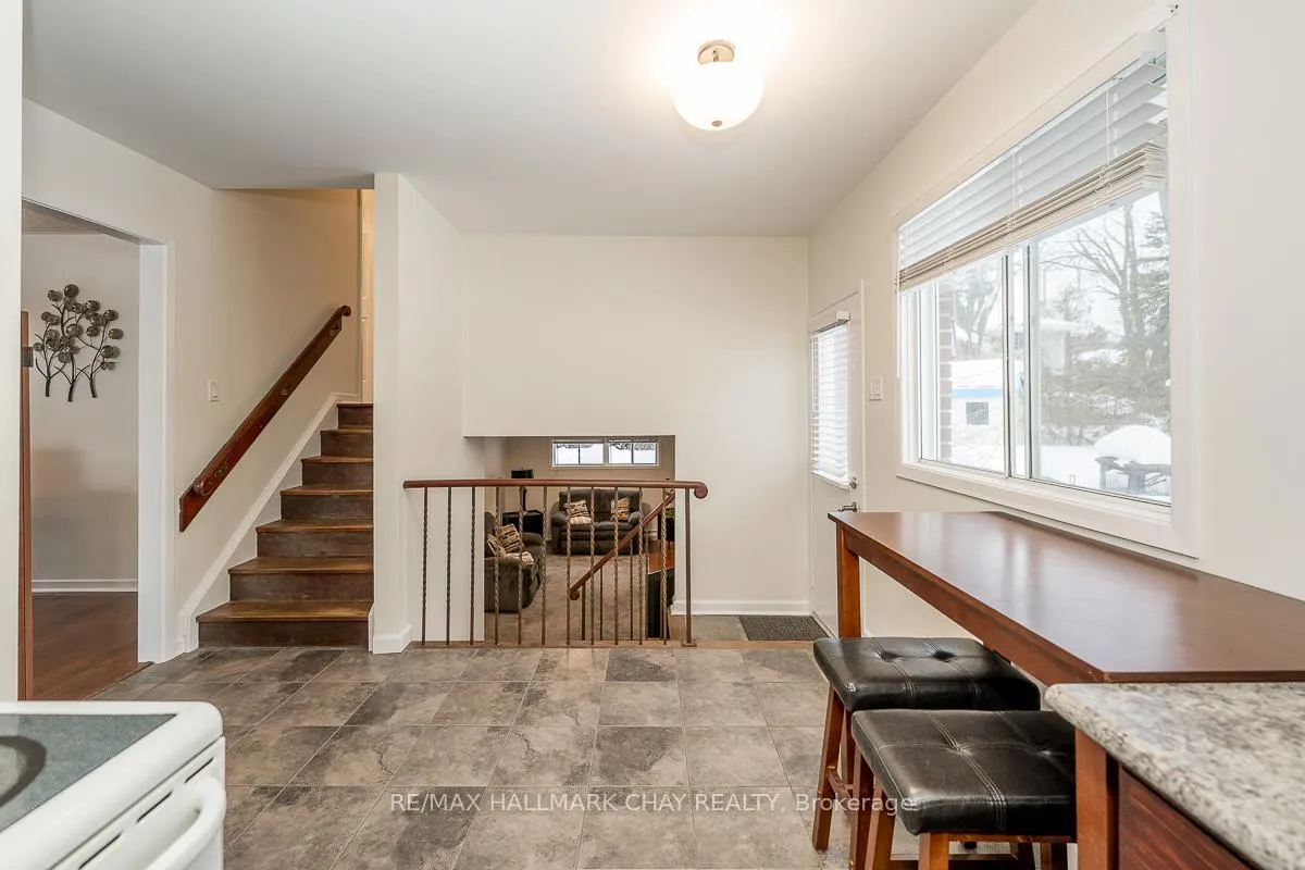 Photo 8 of 44 Belcourt Avenue, Barrie, Grove East — HOMEH