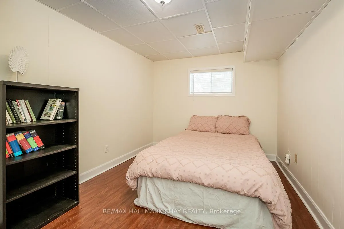 Photo 25 of 44 Belcourt Avenue, Barrie, Grove East — HOMEH