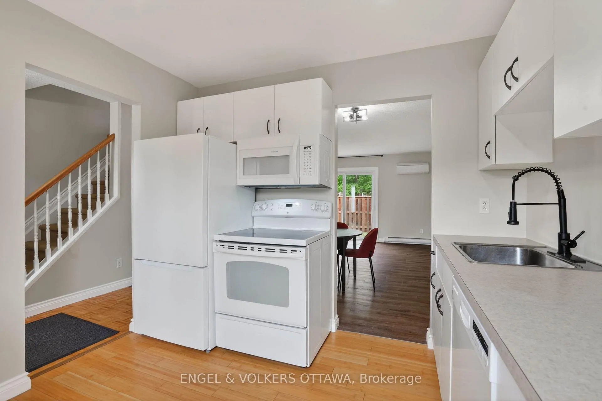 Photo 7 of Unit 46, 3251 Bannon Way, Ottawa, Blossom Park/Leitrim — HOMEH