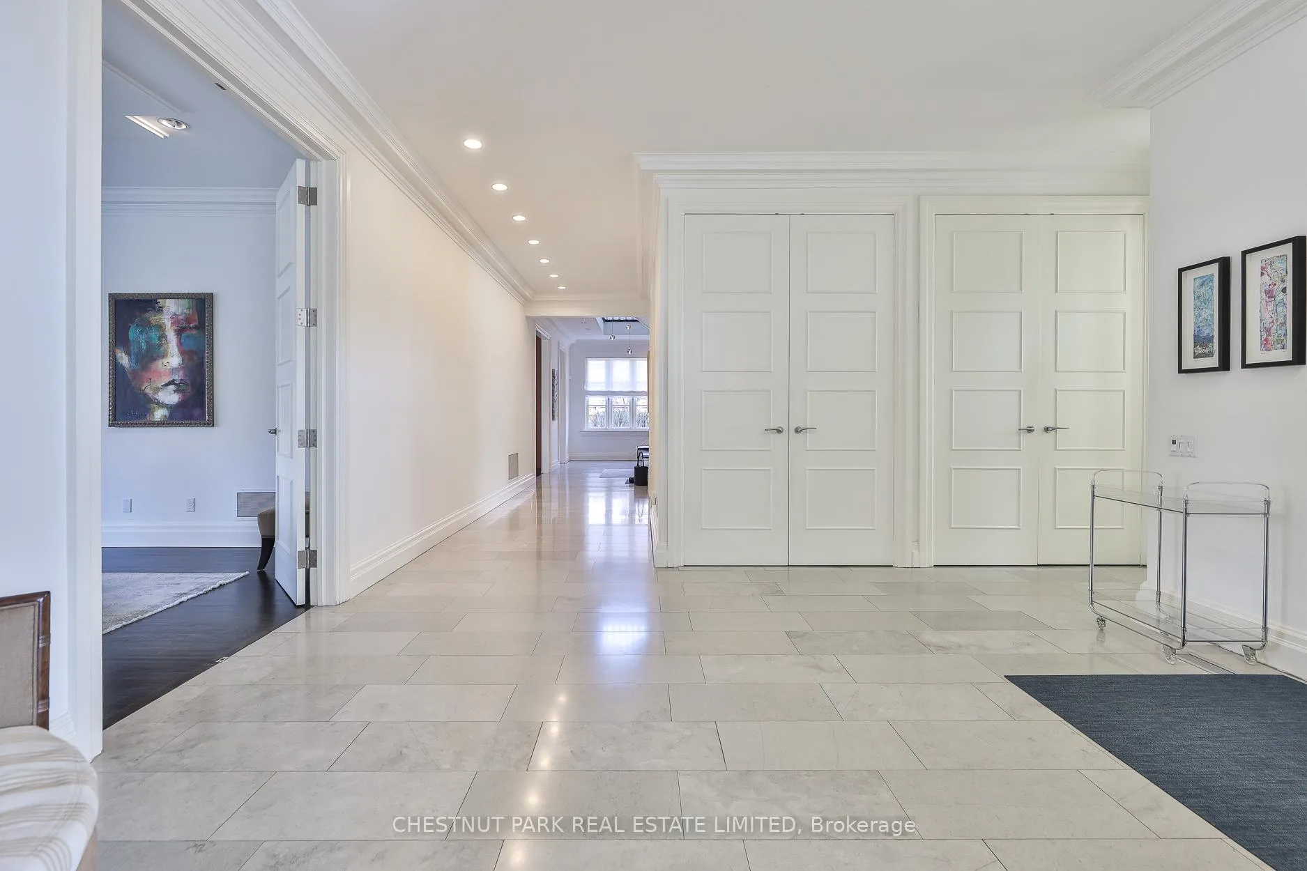 Photo 3 of 1 Glen Edyth Place, Toronto, Casa Loma — HOMEH