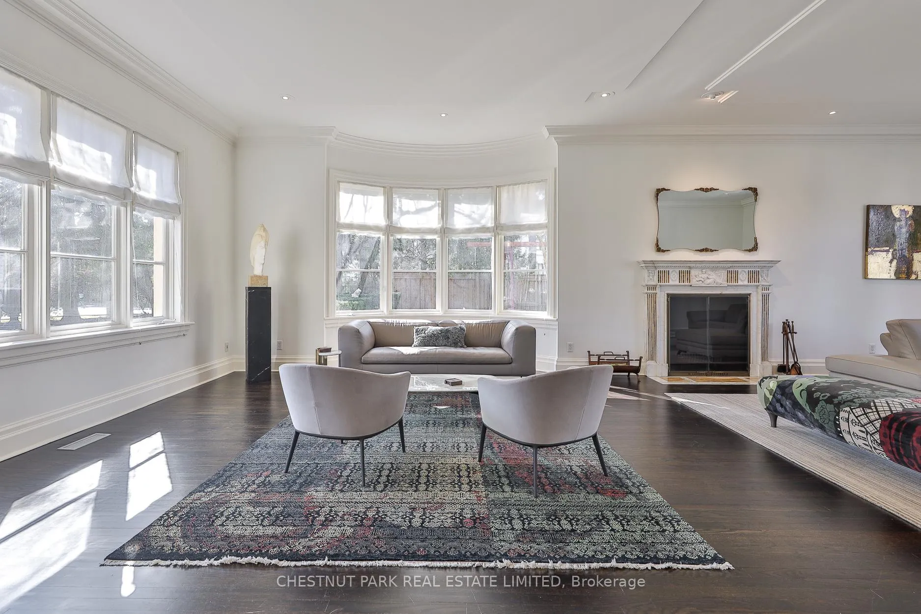 Photo 5 of 1 Glen Edyth Place, Toronto, Casa Loma — HOMEH