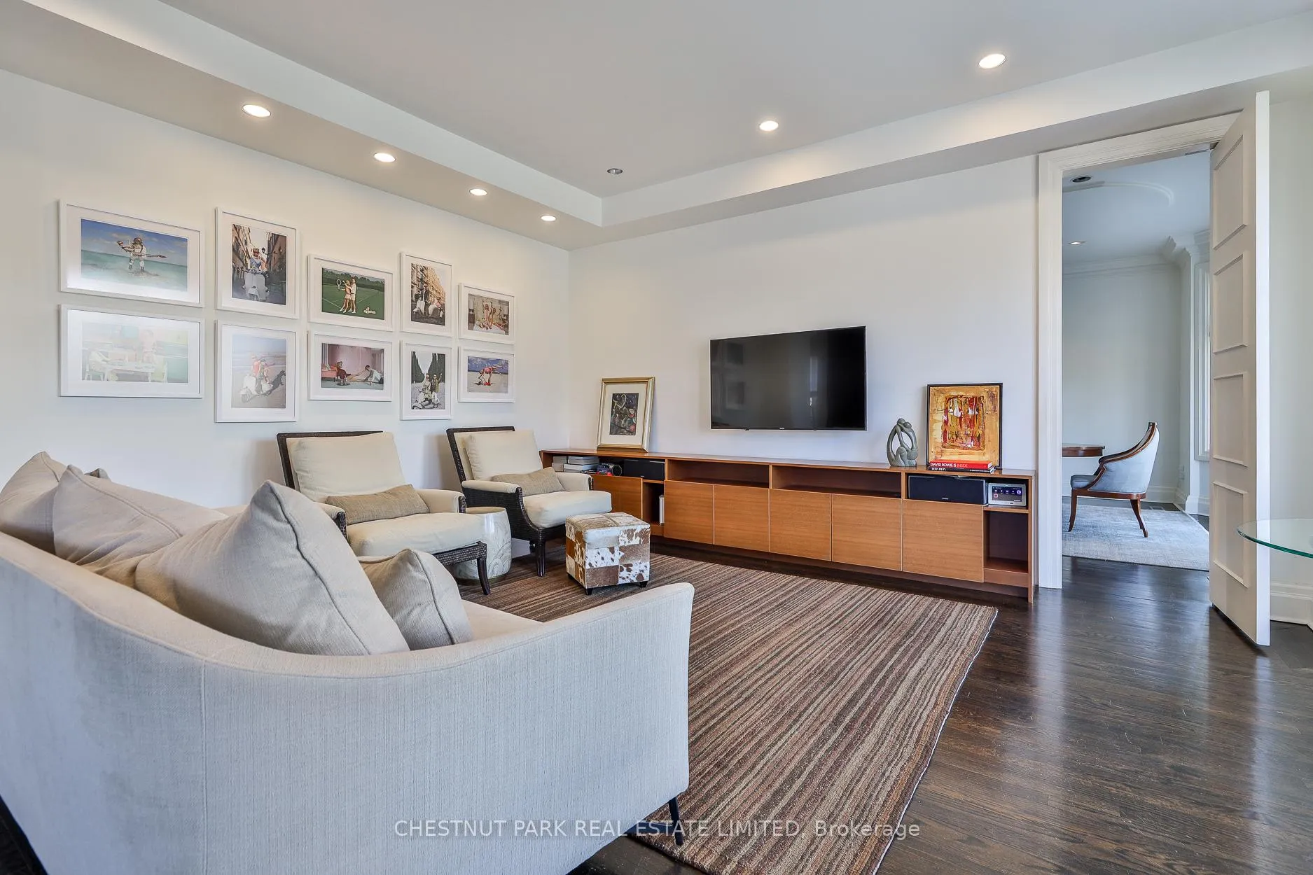 Photo 13 of 1 Glen Edyth Place, Toronto, Casa Loma — HOMEH
