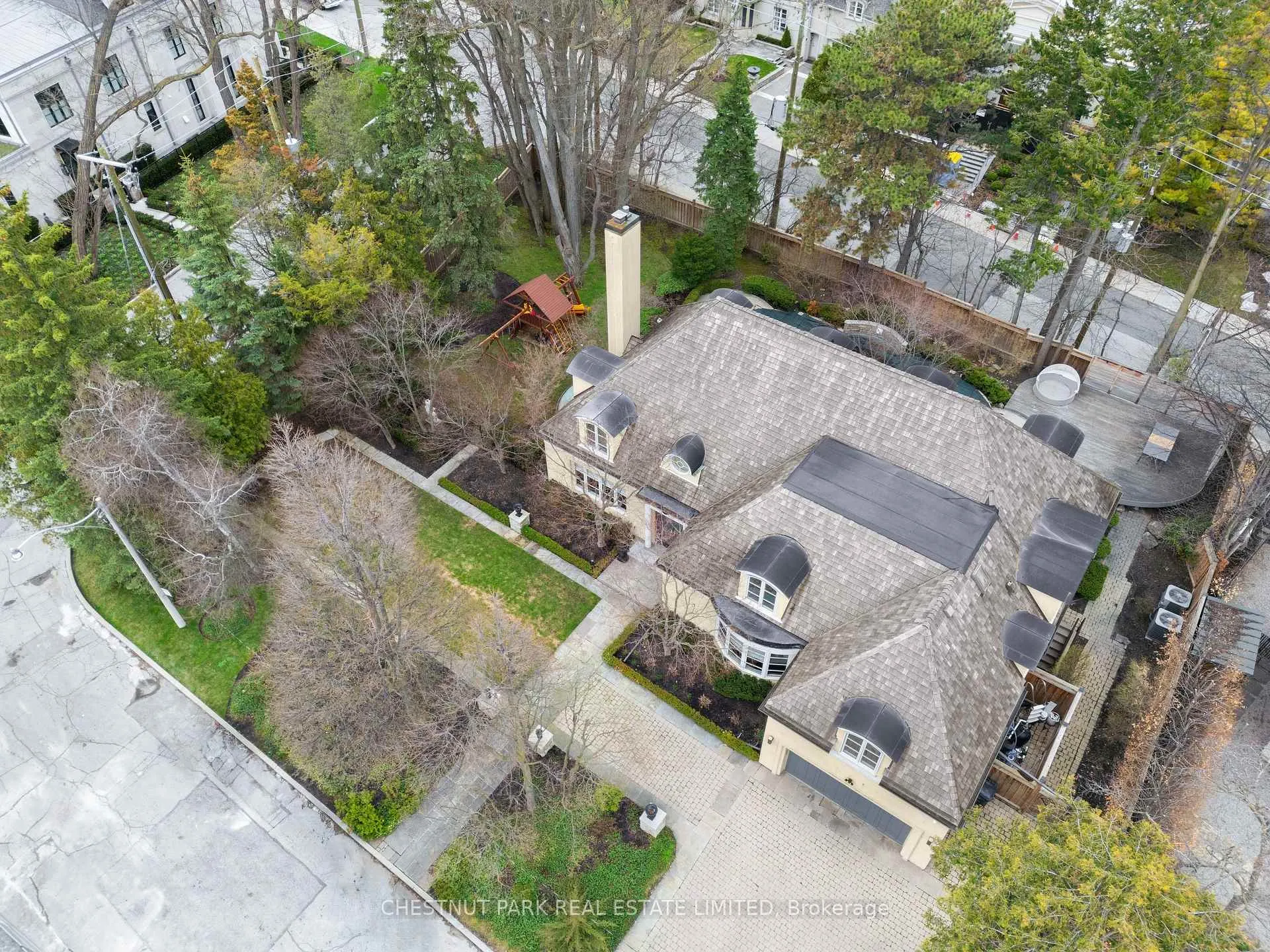 Photo 36 of 1 Glen Edyth Place, Toronto, Casa Loma — HOMEH