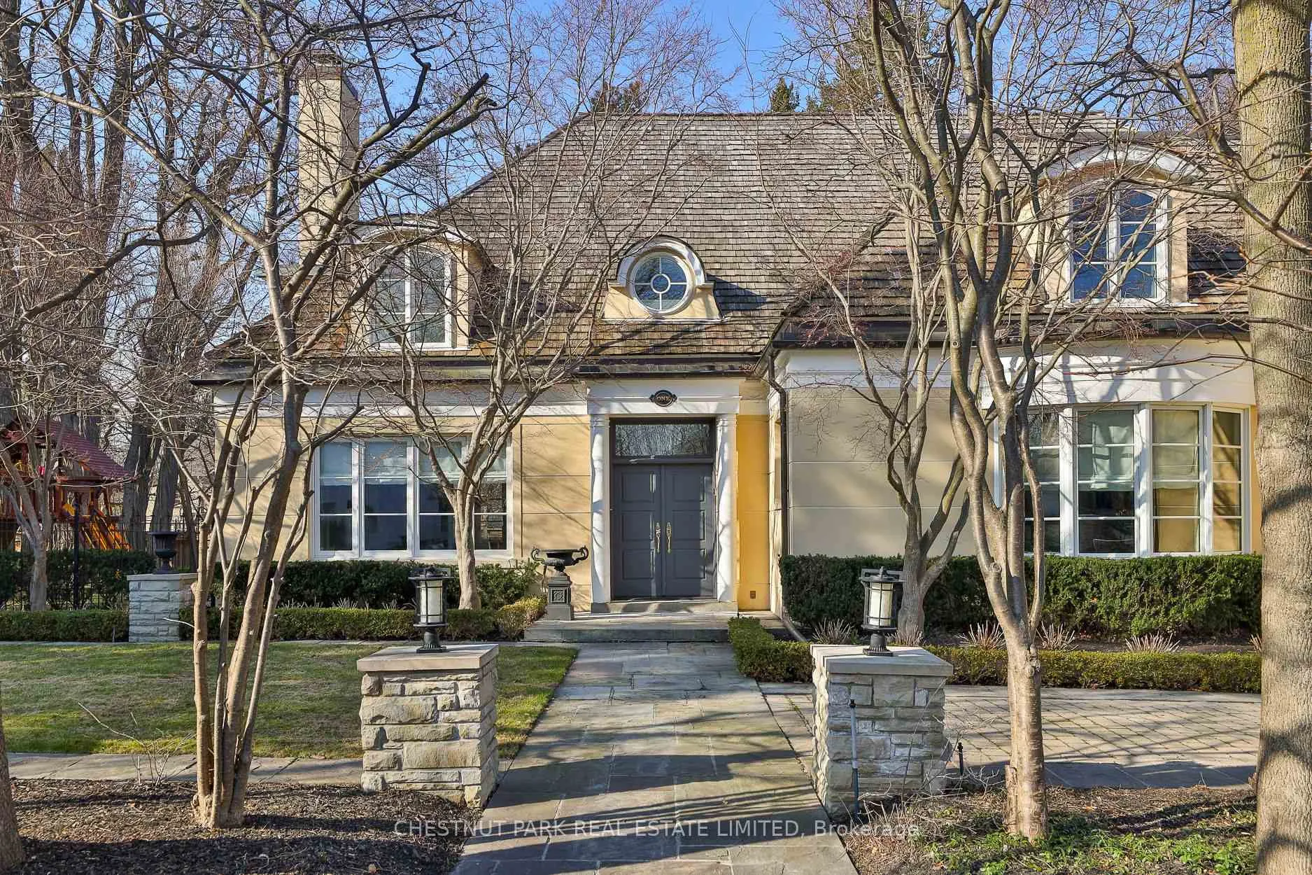 Photo 37 of 1 Glen Edyth Place, Toronto, Casa Loma — HOMEH