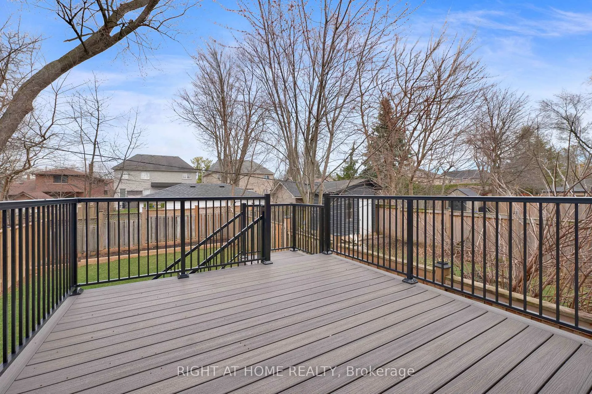 Photo 21 of 819 Fairview Avenue, Pickering, Bay Ridges — HOMEH