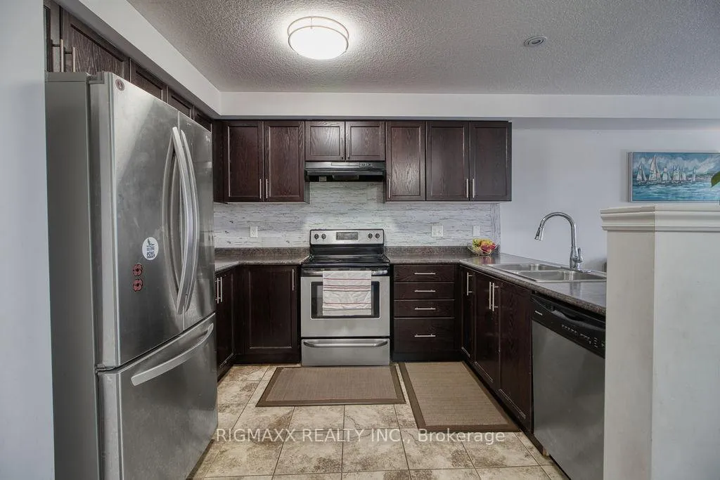 Photo 4 of 57 Renfrew Street, Kitchener, Huron Park — HOMEH