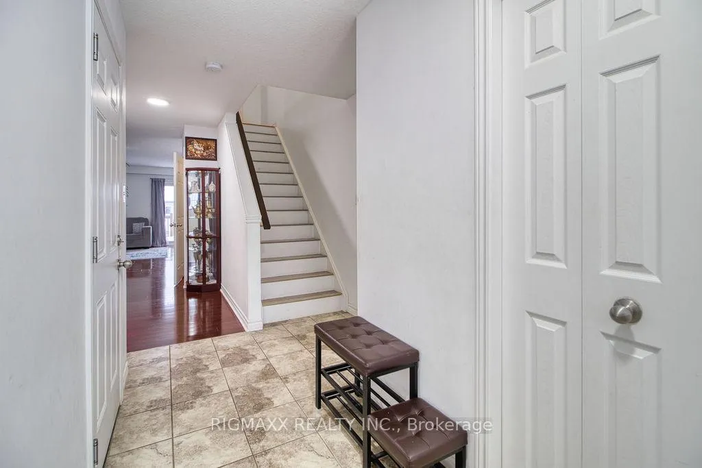 Photo 13 of 57 Renfrew Street, Kitchener, Huron Park — HOMEH